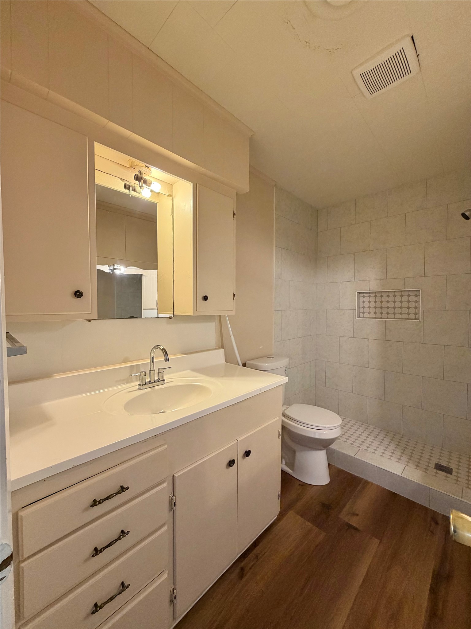 703 W 4th Street, Freeport, TX 77541
