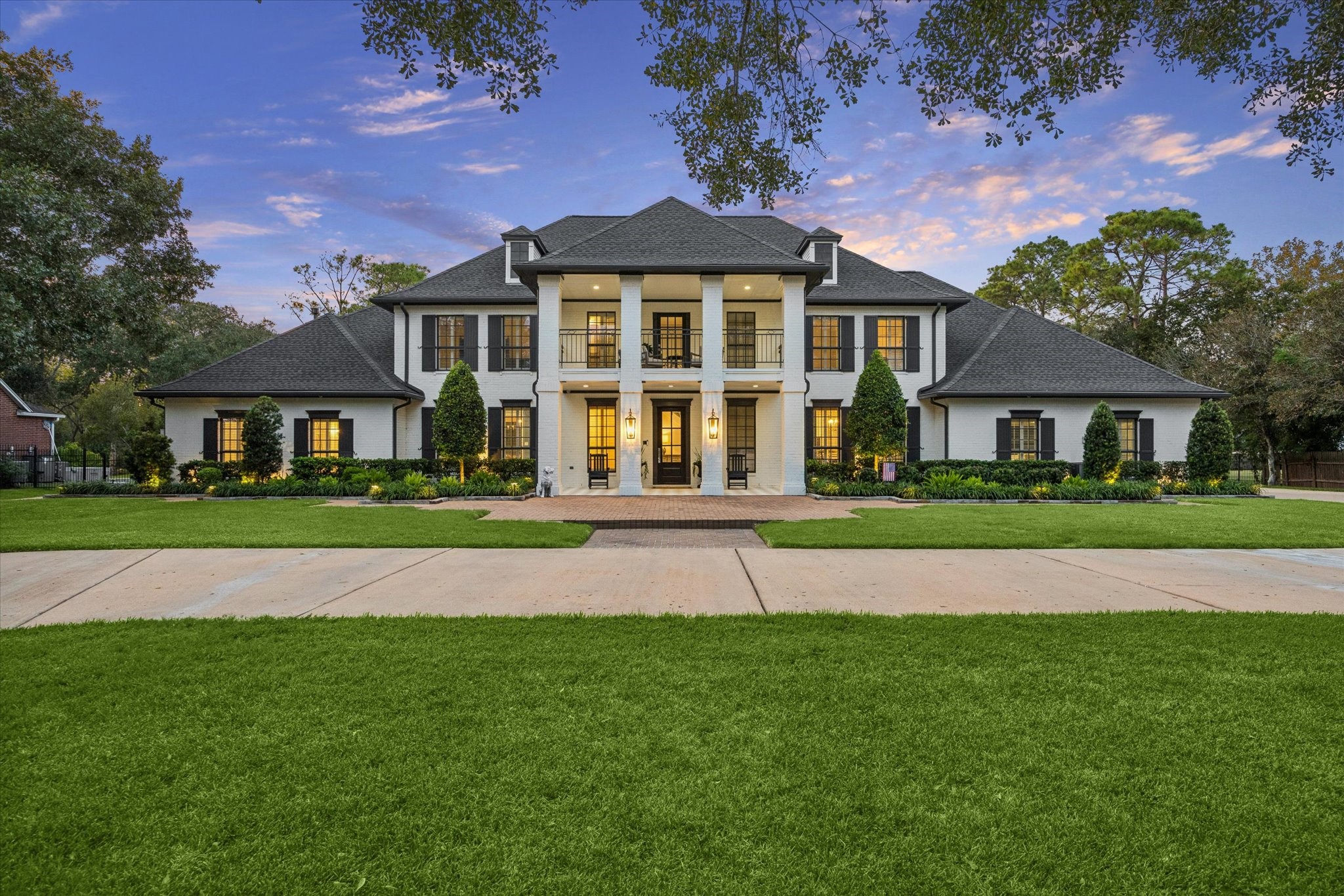 Welcome to 704 Tall Pines Drive, located on a tree lined street in the heart of friendswood Welcome to 704 Tall Pines Drive, located on a tree lined street in the heart of friendswood
