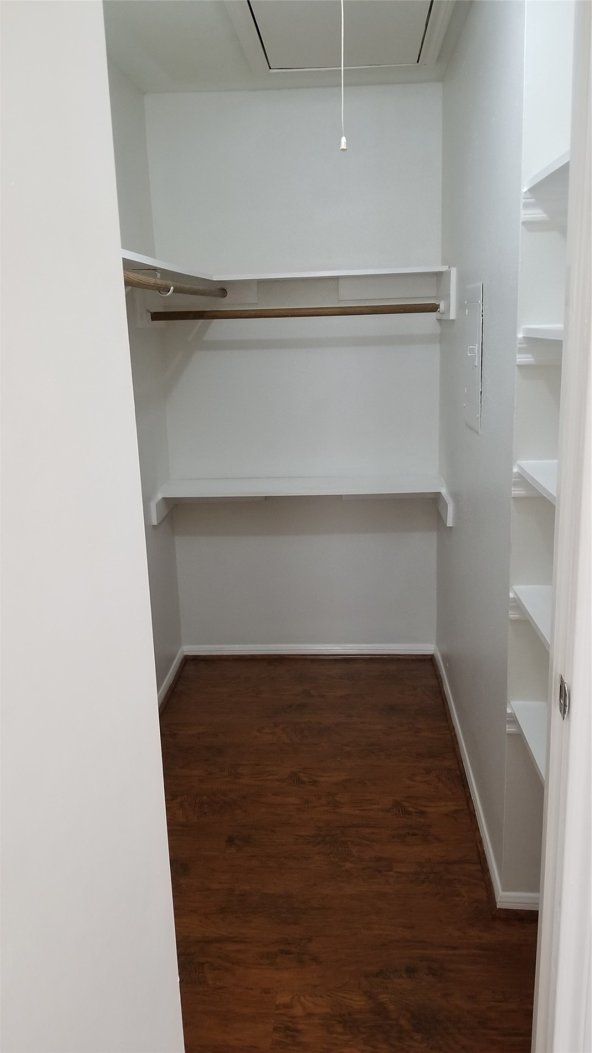 Walk-in Closet