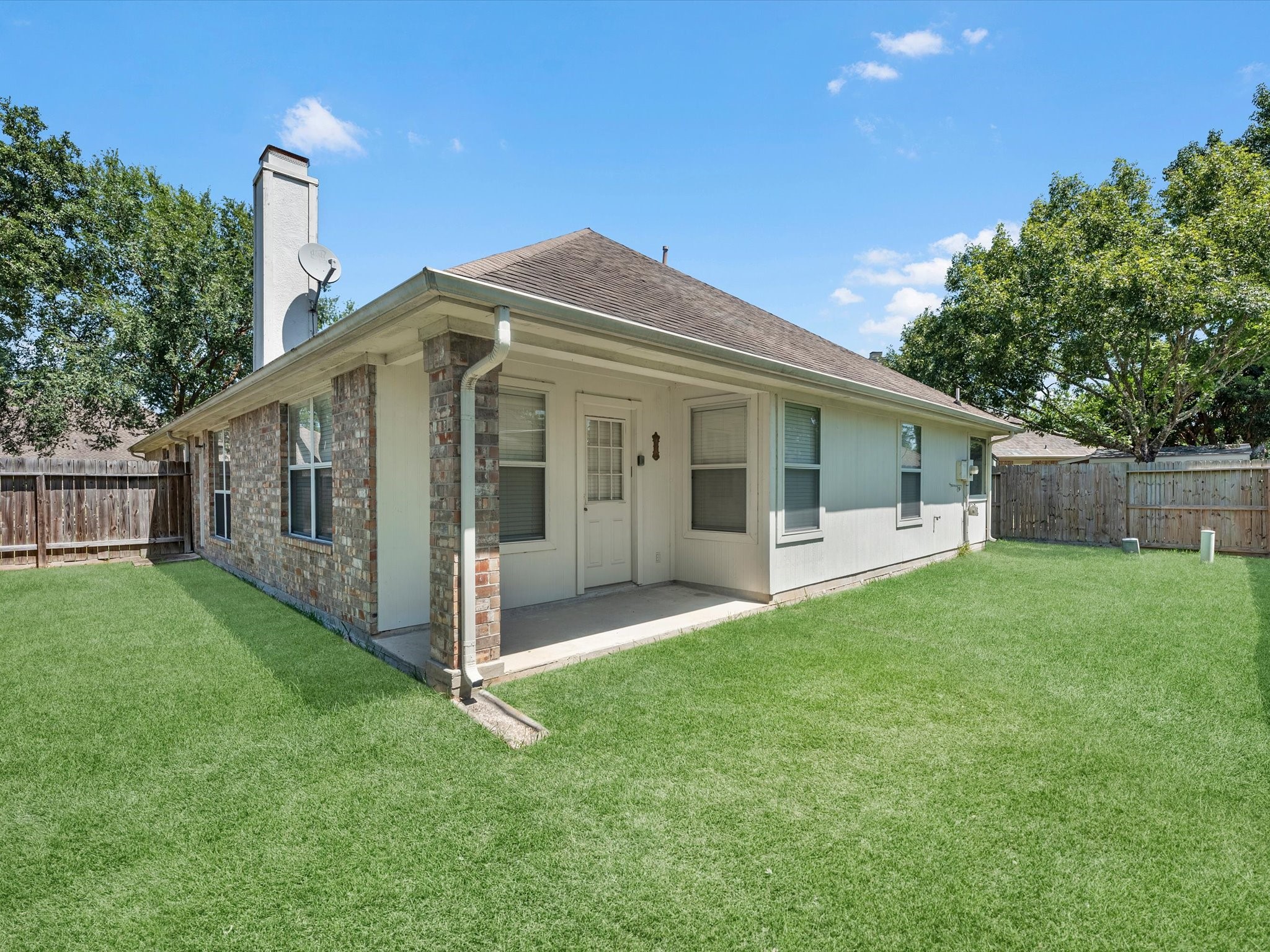 18707 Candle Park Drive, Spring, TX 77388