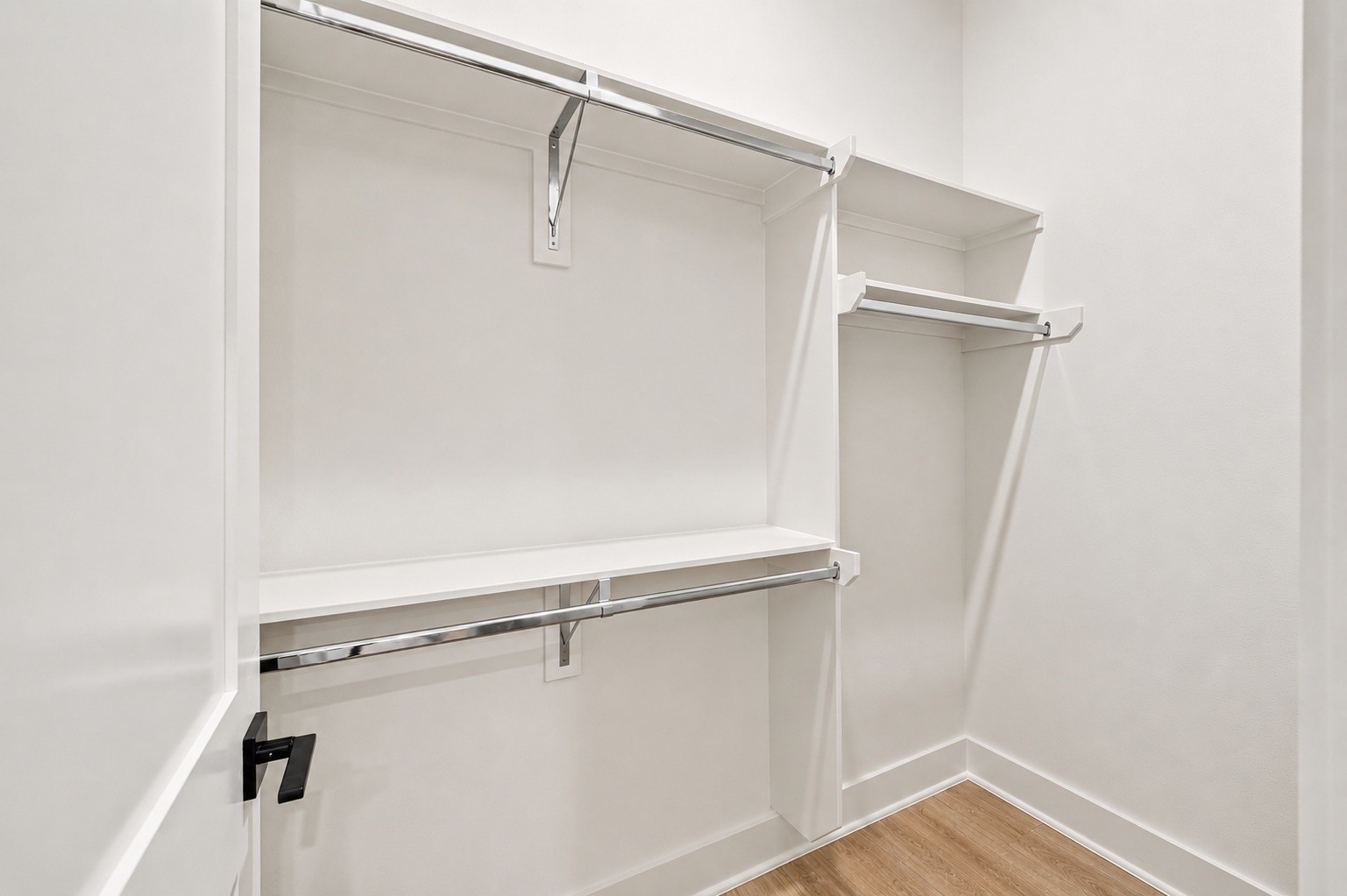 Bedroom 3 closet.
