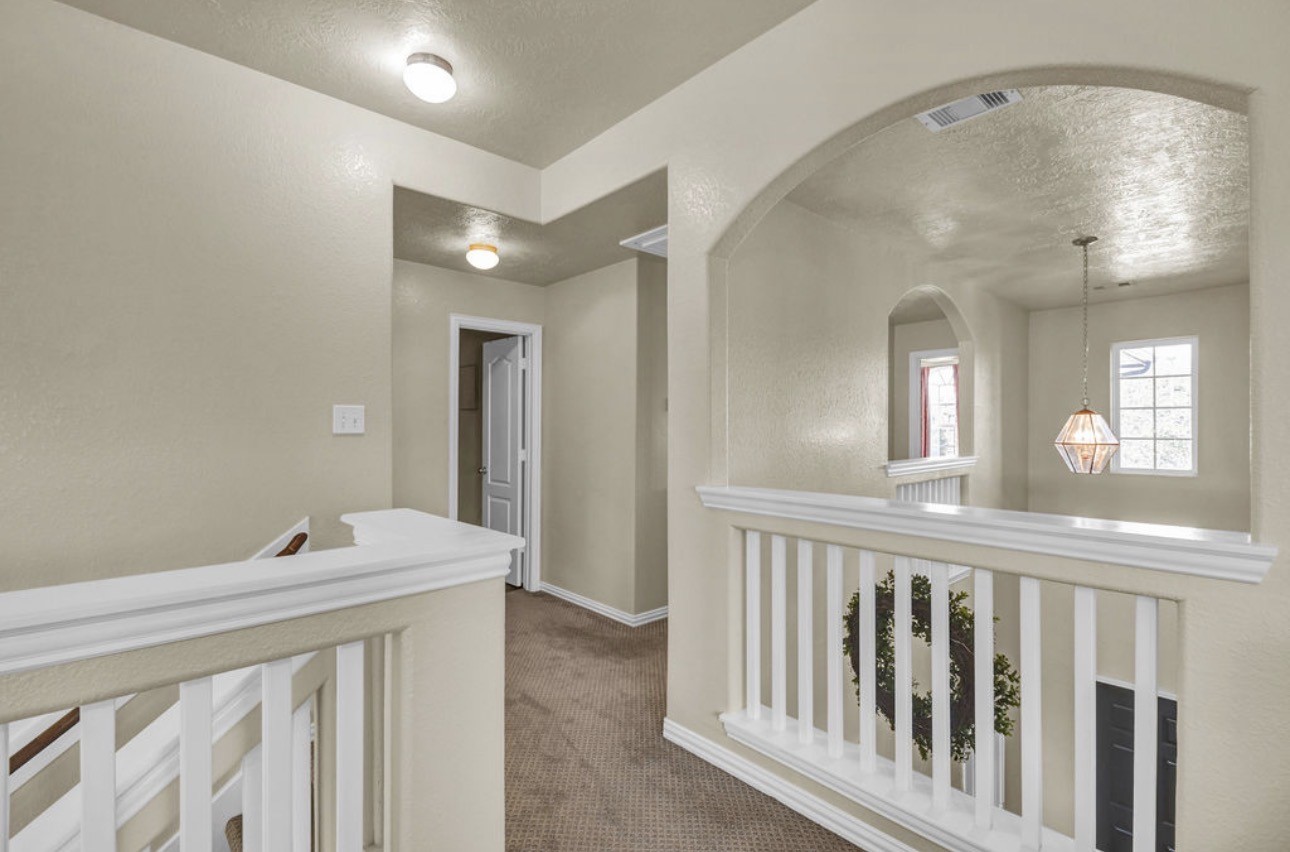 203 Canvasback Drive, Clute, TX 77531