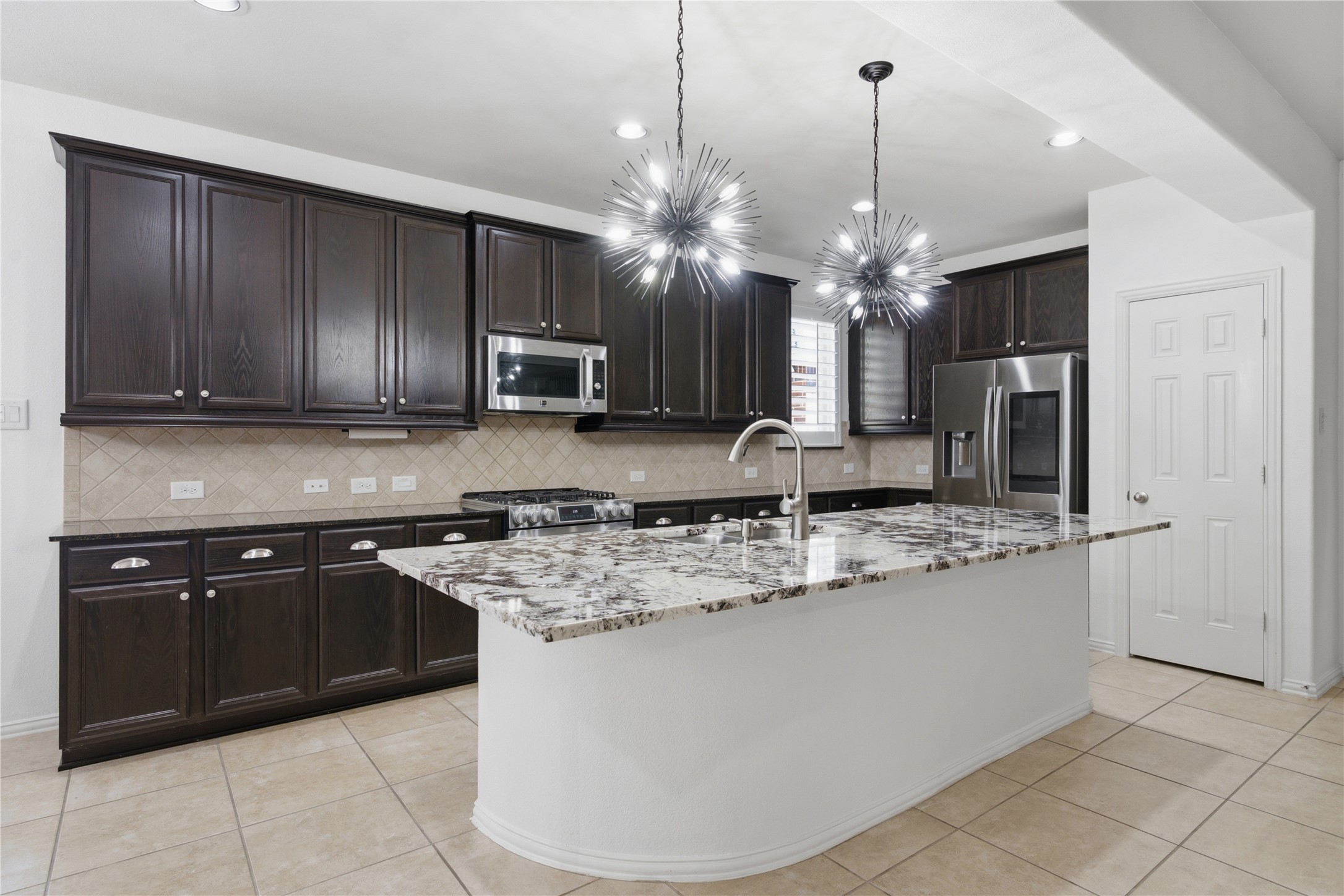 8215 Horsetail Court, Conroe, TX 77385