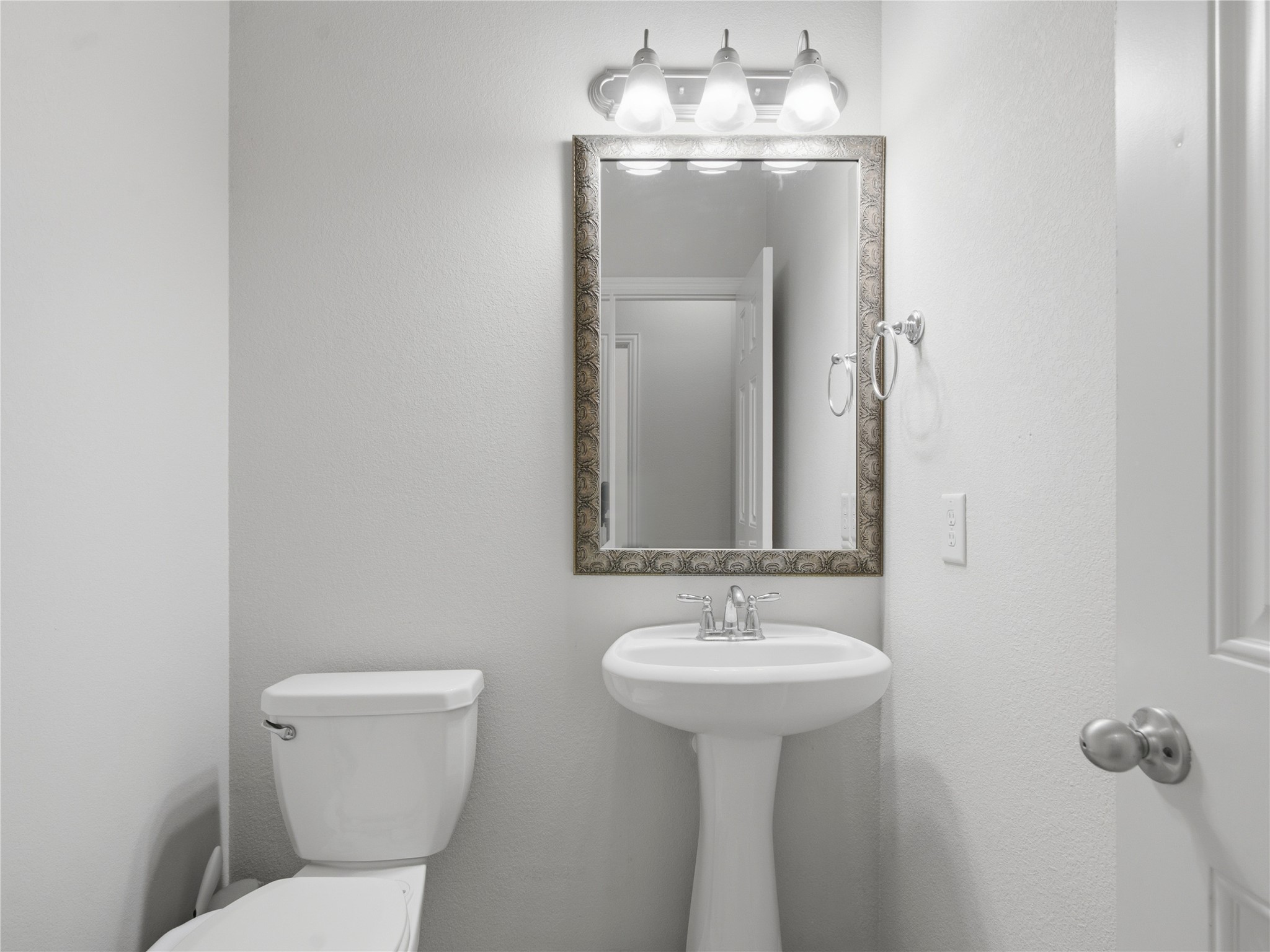 8215 Horsetail Court, Conroe, TX 77385