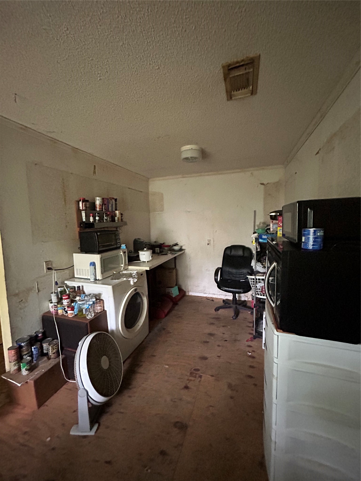 4739 13th Street, Bacliff, TX 77518 4739 13th Street, Bacliff, TX 77518