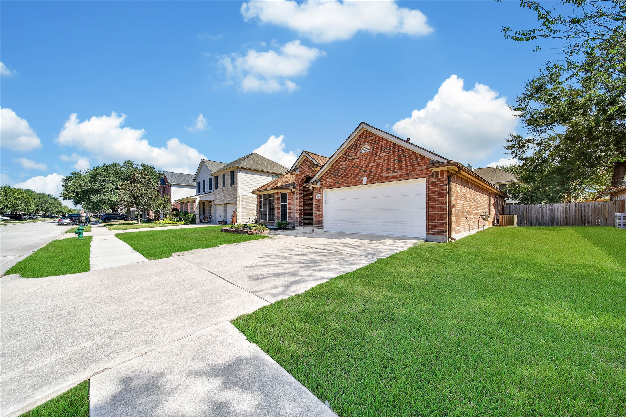 18614 Woodbreeze Drive, Humble, TX 77346
