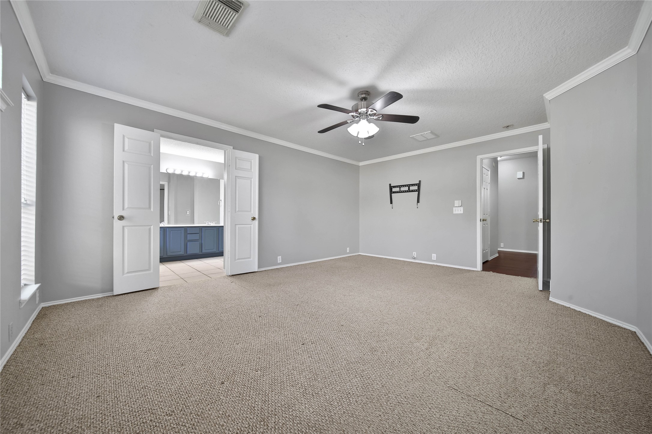 18614 Woodbreeze Drive, Humble, TX 77346