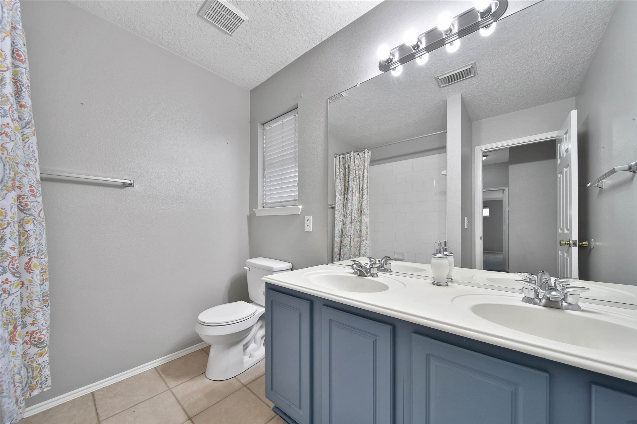 18614 Woodbreeze Drive, Humble, TX 77346