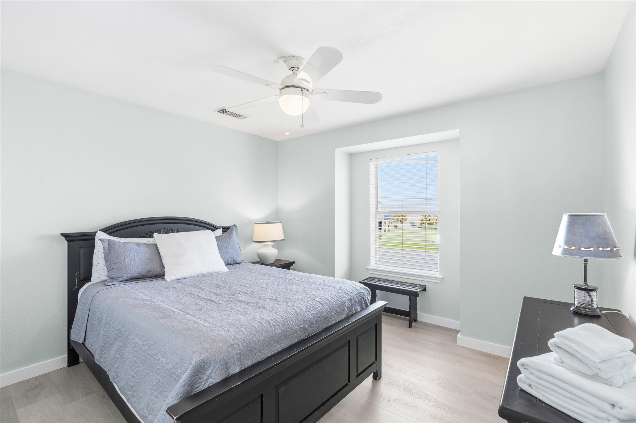 Other secondary bedroom.