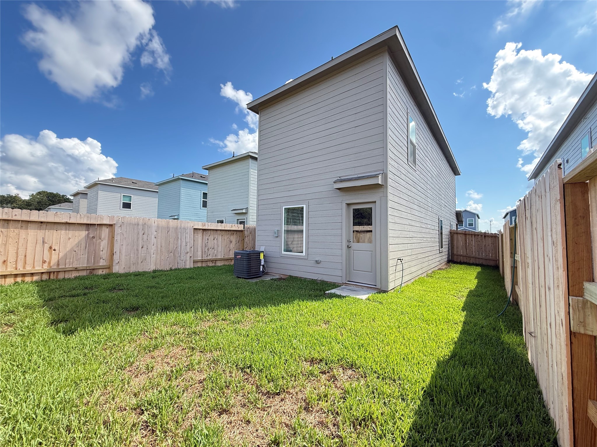 3650 Duplet Ave, Conroe, TX 77306