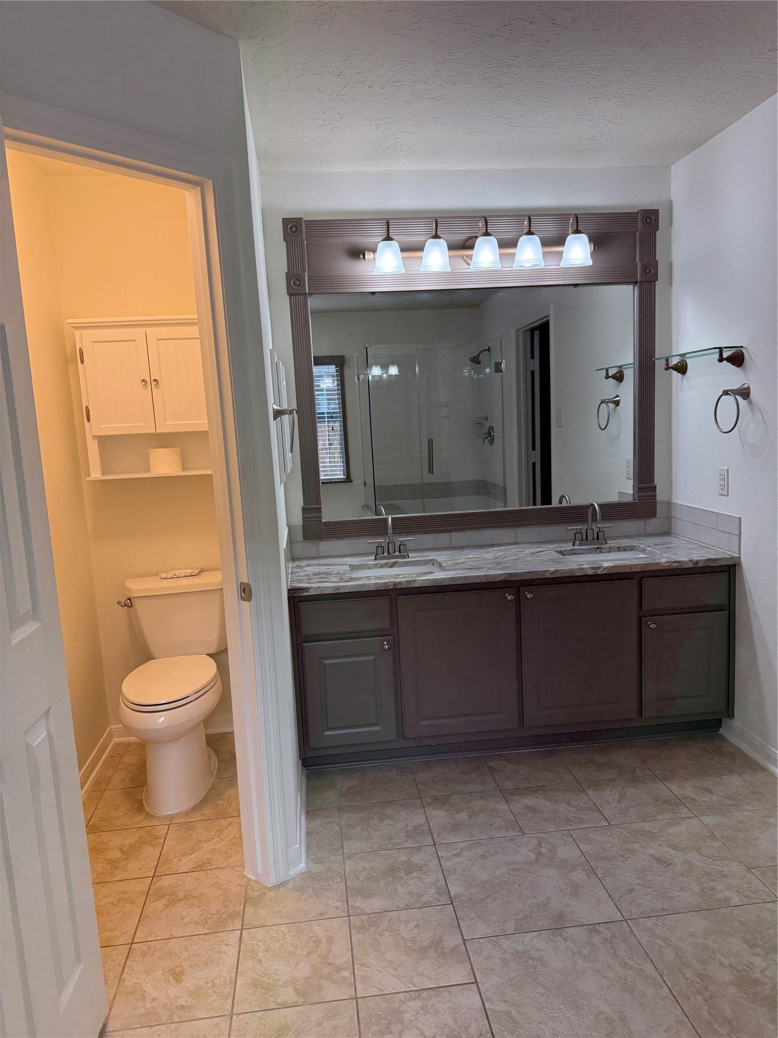 47 Hidden Meadow Drive, The Woodlands, TX 77382