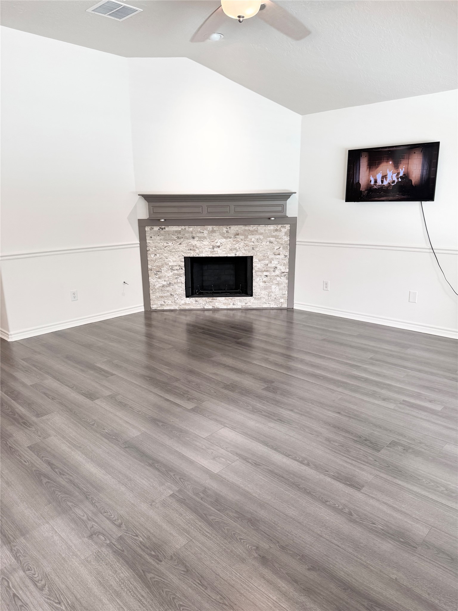 47 Hidden Meadow Drive, The Woodlands, TX 77382