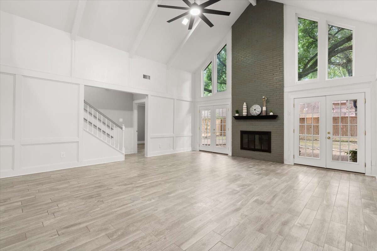 2106 Thousand Pines Drive, Houston, TX 77339
