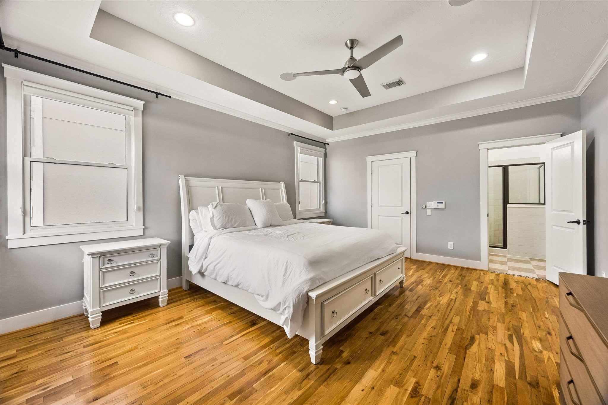 1235 W 21st Street, Houston, TX 77008