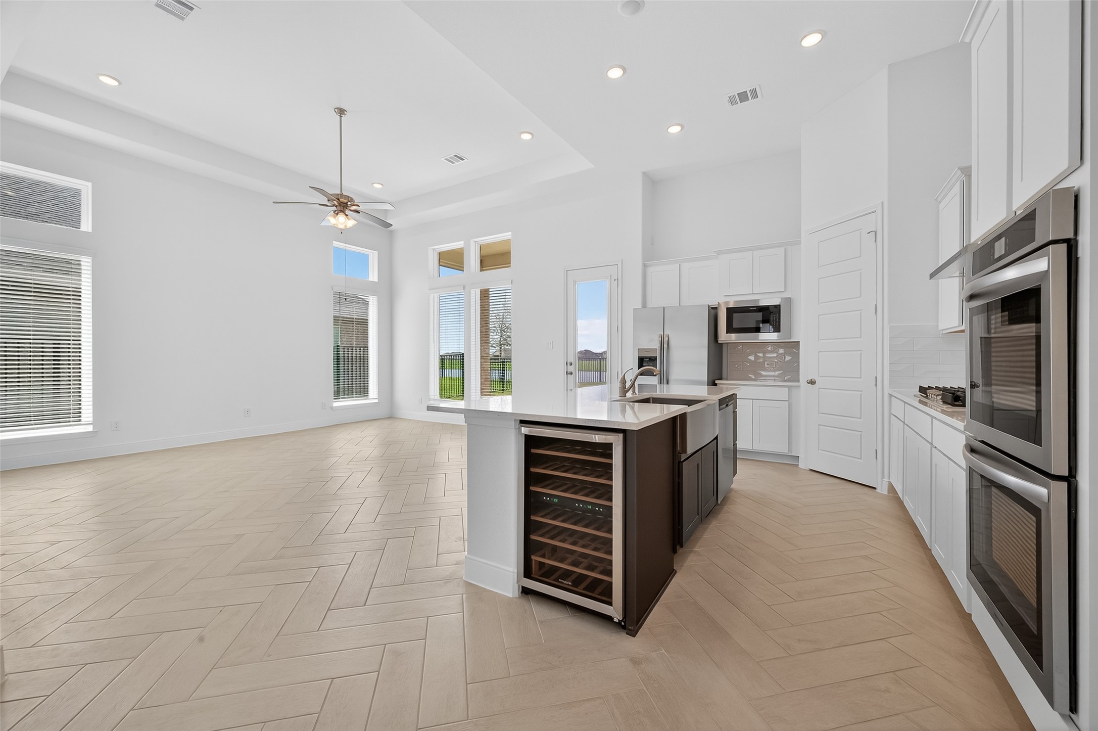 2919 Golden Isle Drive, Texas City, TX 77568