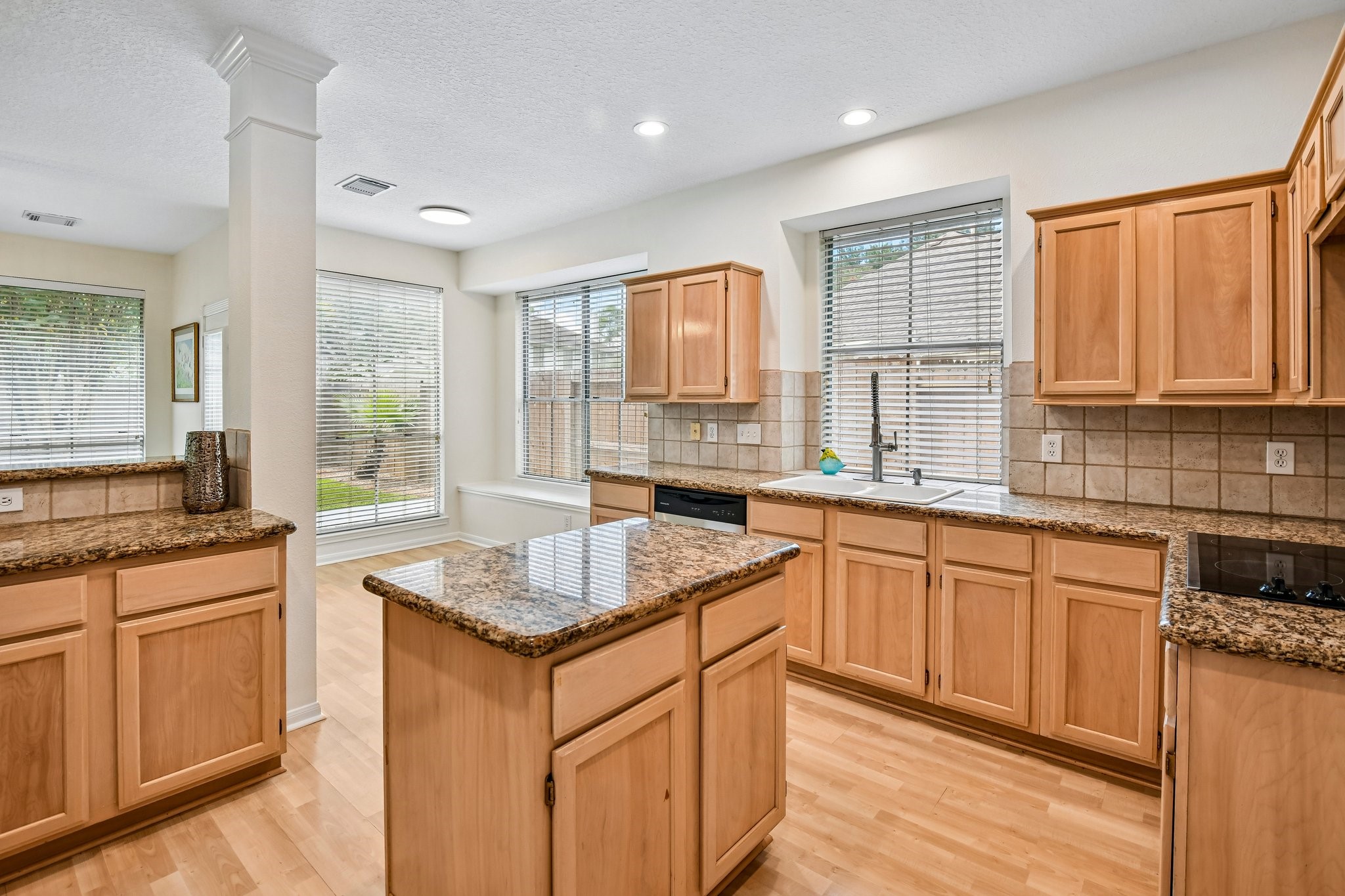 14010 Hazel Ridge Court, Houston, TX 77062