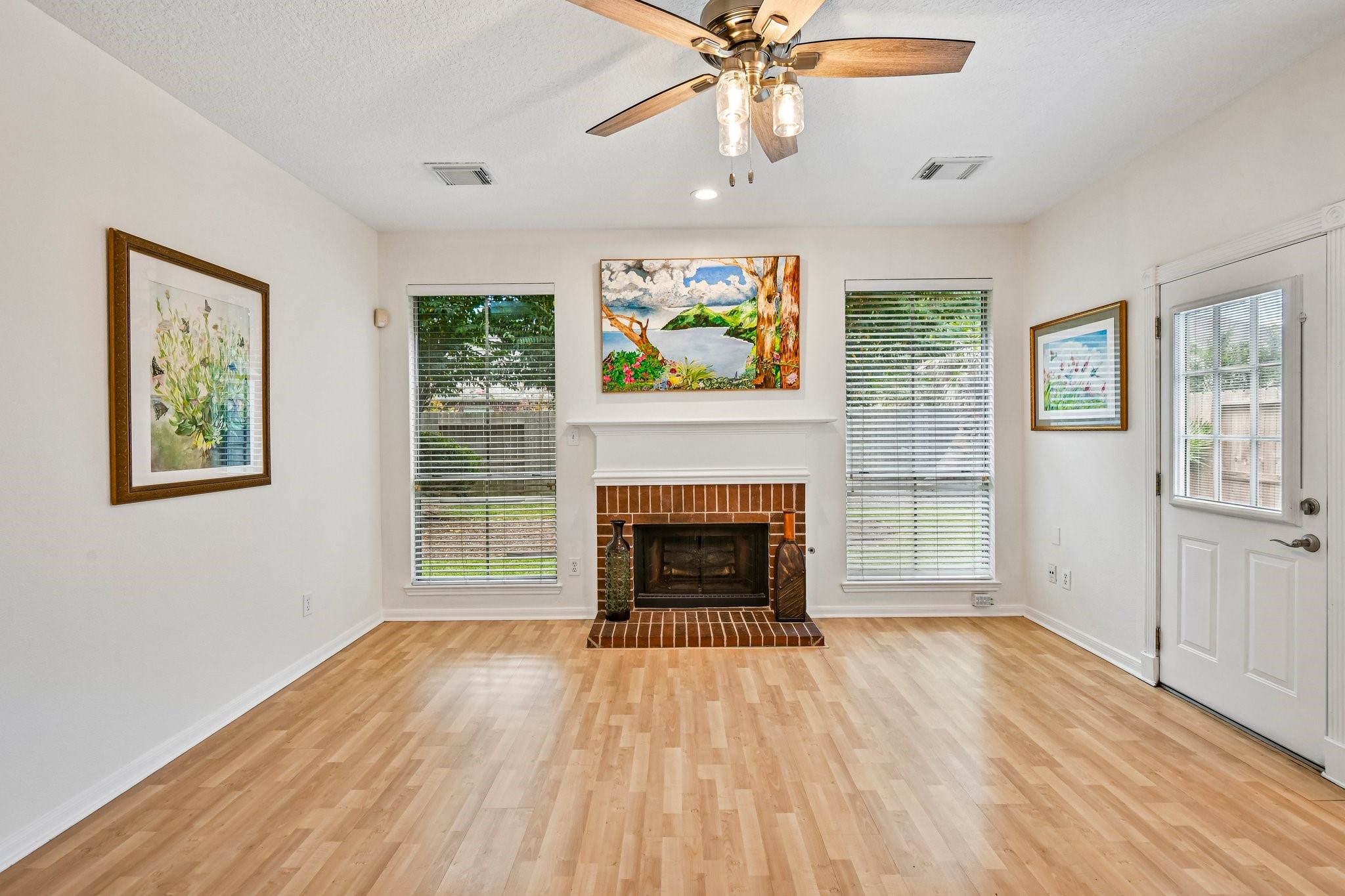 14010 Hazel Ridge Court, Houston, TX 77062