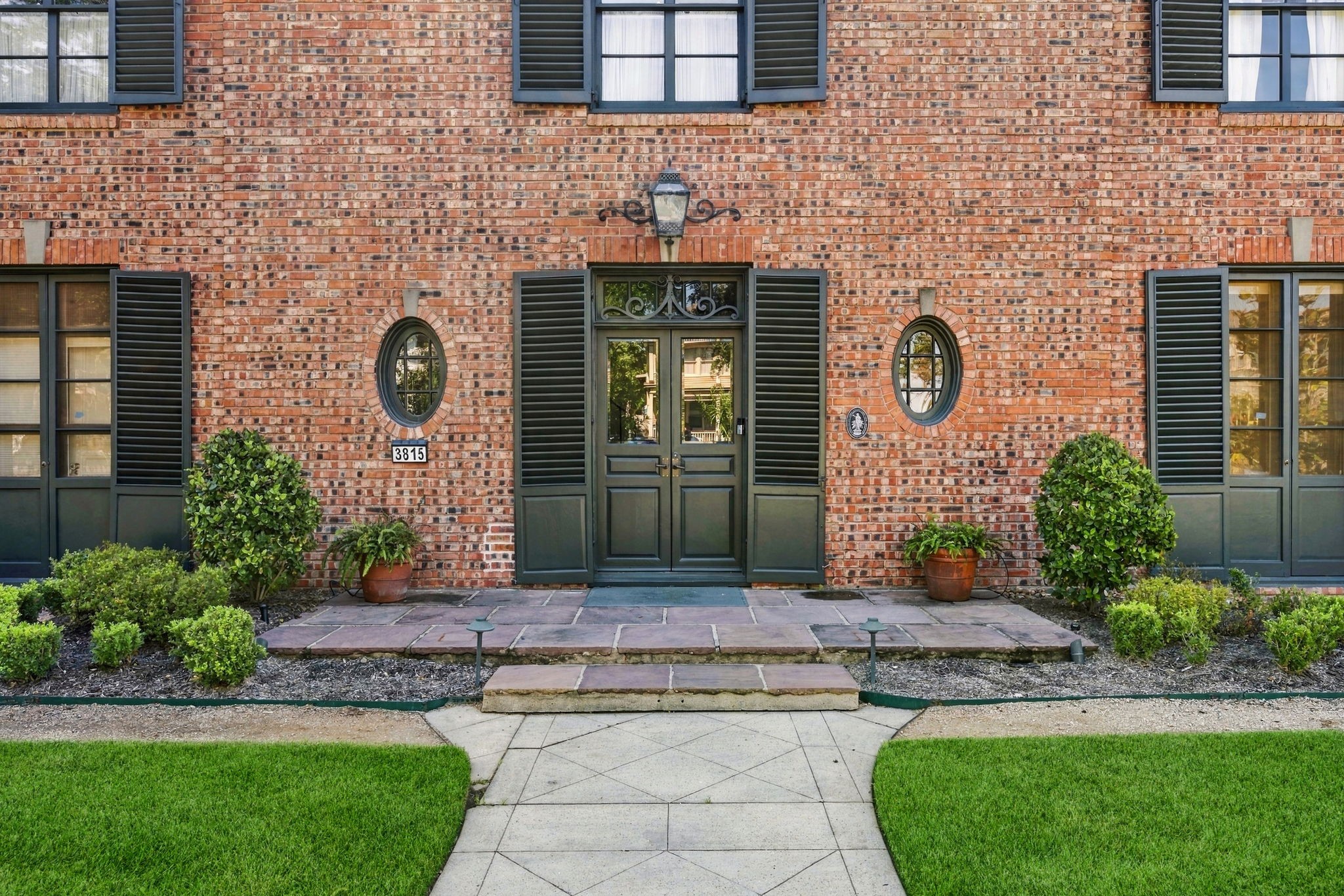3815 Bernardo de Galvez Avenue, Galveston, TX 77550