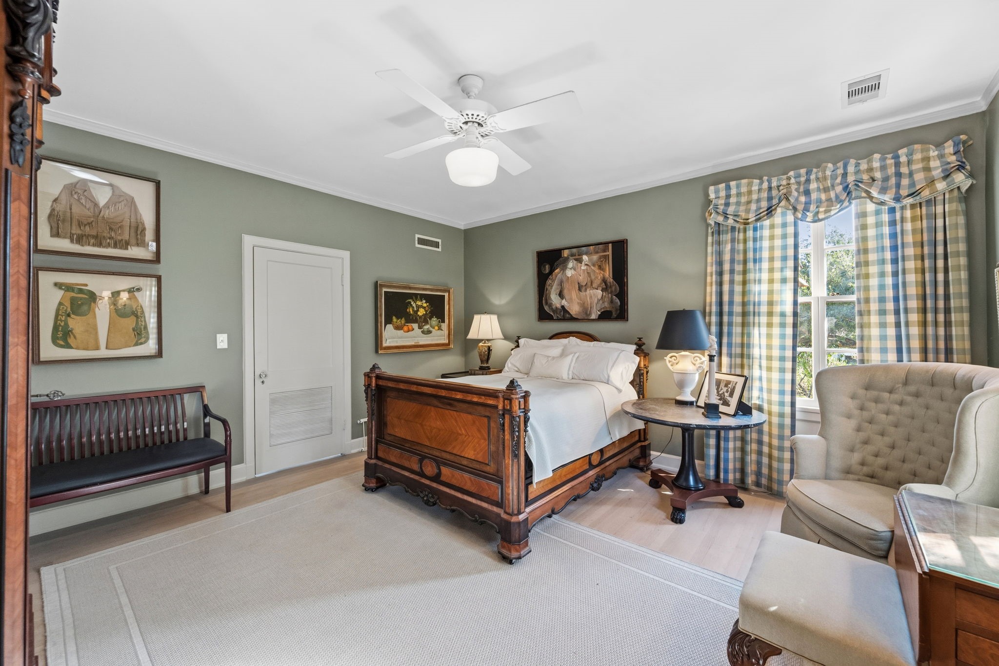 3815 Bernardo de Galvez Avenue, Galveston, TX 77550