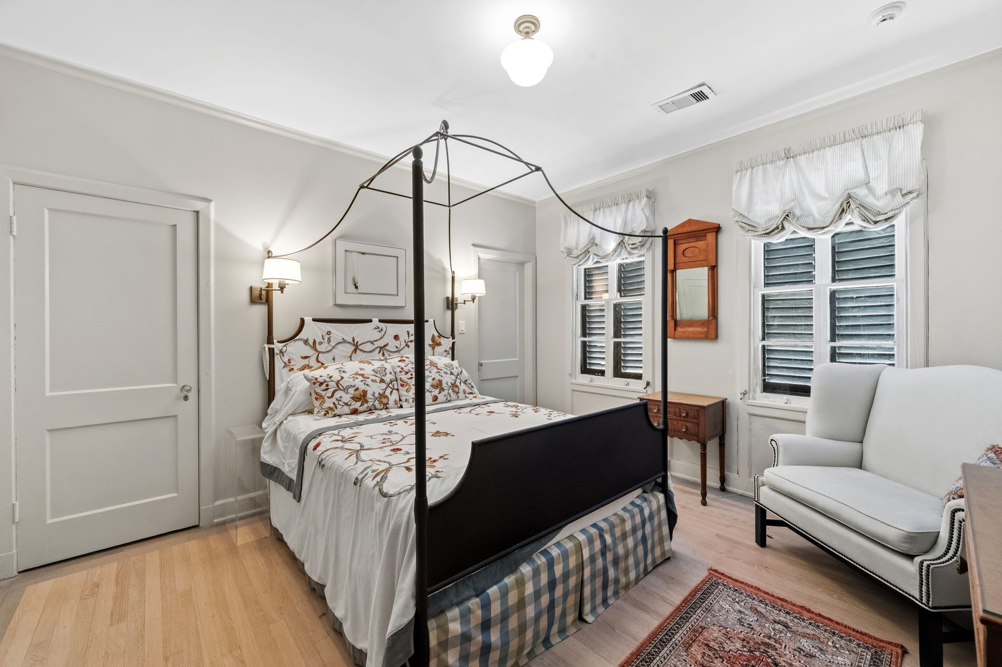3815 Bernardo de Galvez Avenue, Galveston, TX 77550