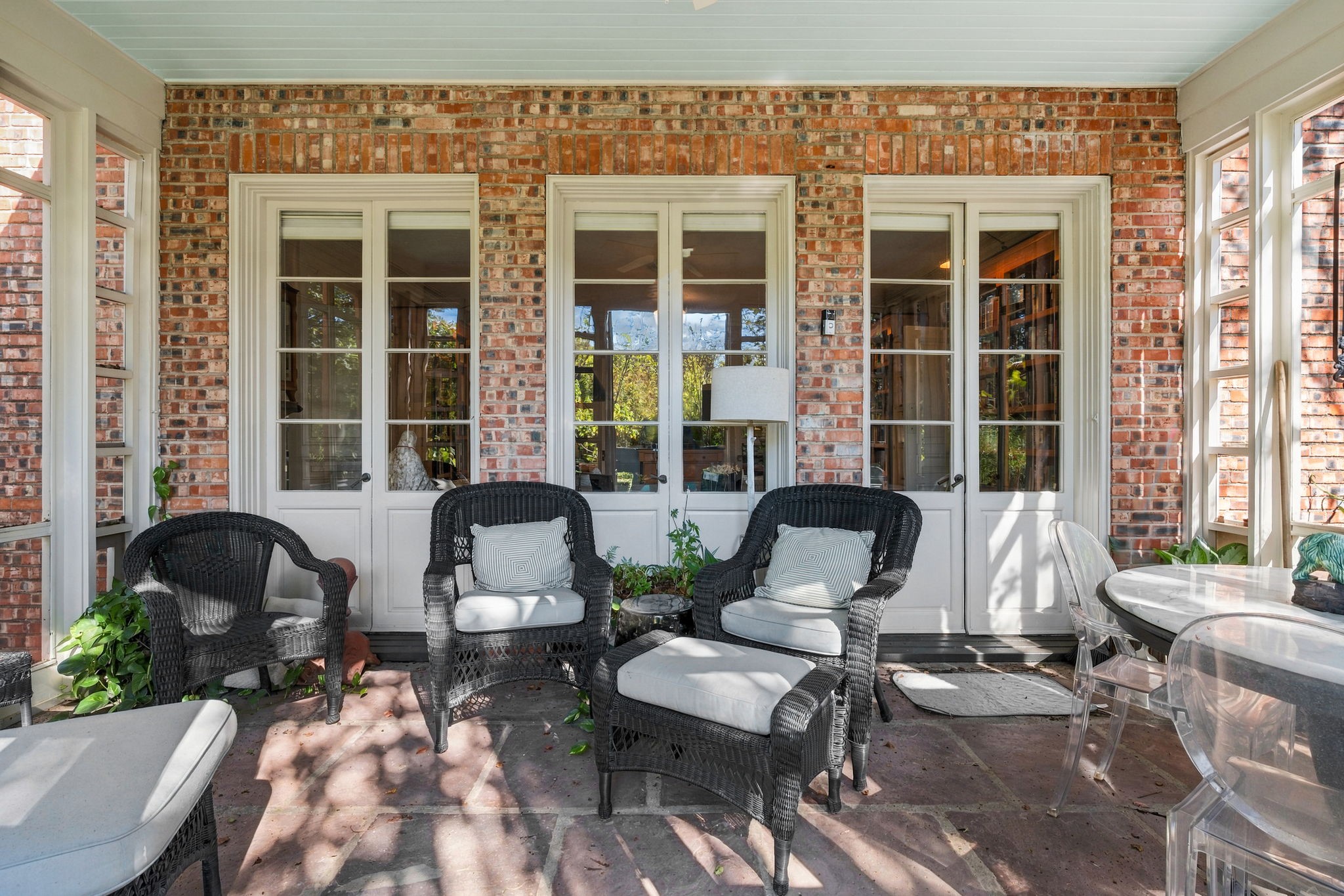 3815 Bernardo de Galvez Avenue, Galveston, TX 77550