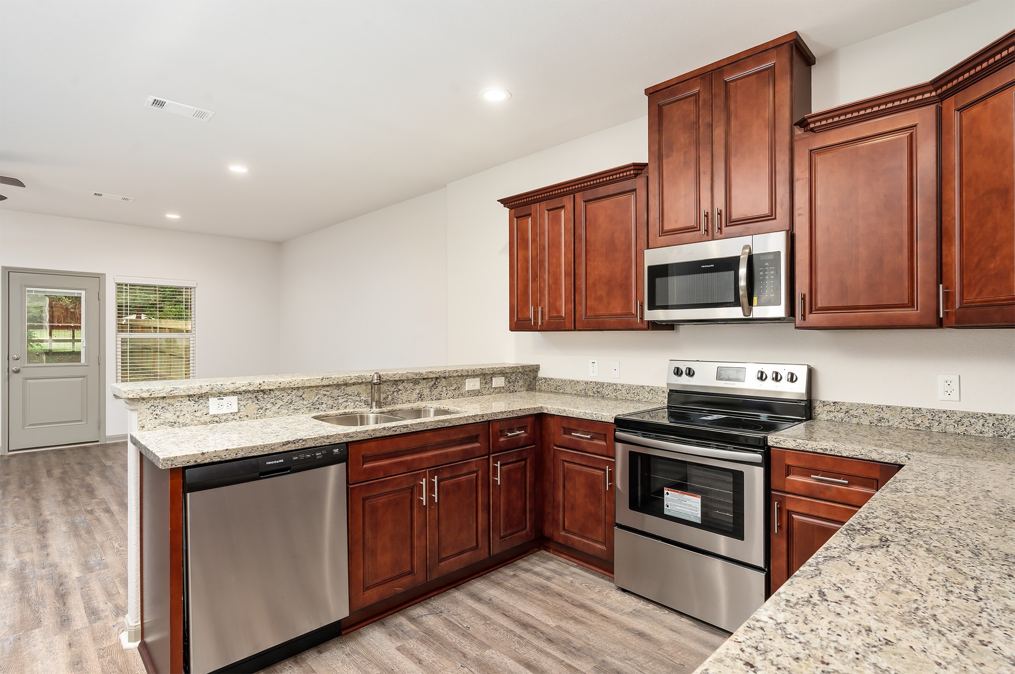 893 E Semands Avenue, #B, Conroe, TX 77031