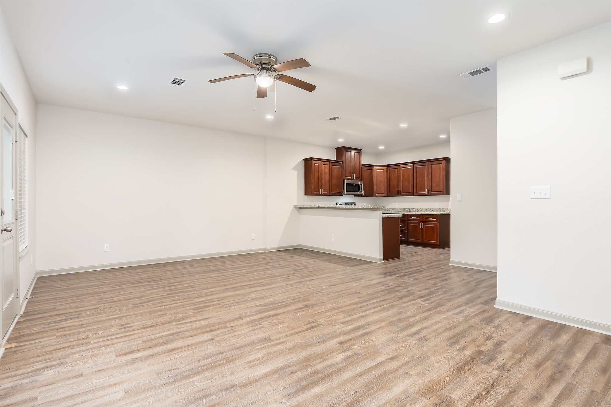 893 E Semands Avenue, #B, Conroe, TX 77031