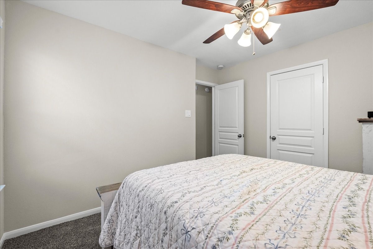 732 Cedar Gate Lane, La Marque, TX 77568
