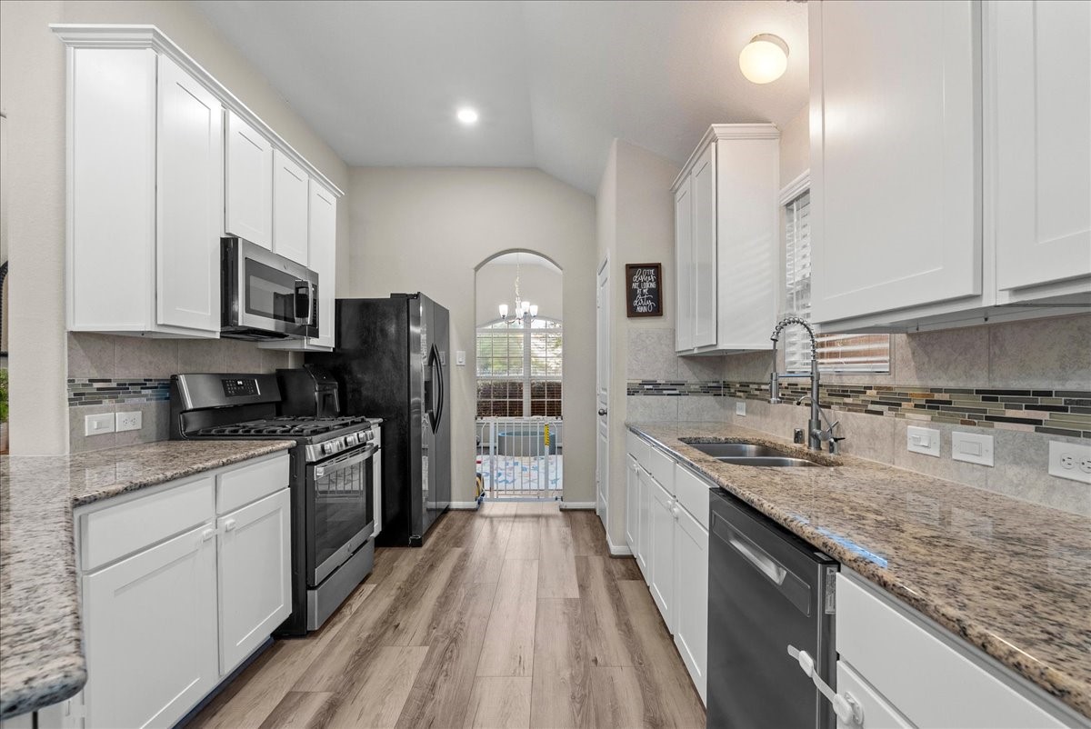 732 Cedar Gate Lane, La Marque, TX 77568