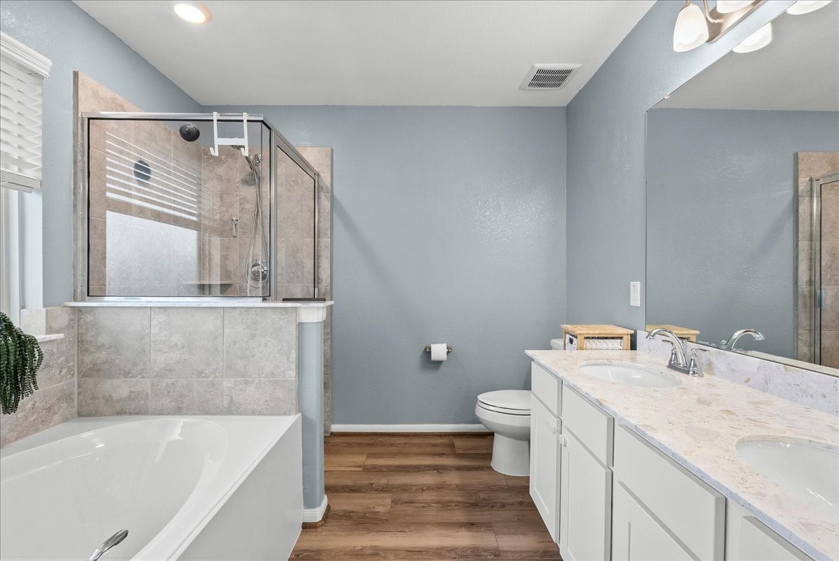 732 Cedar Gate Lane, La Marque, TX 77568
