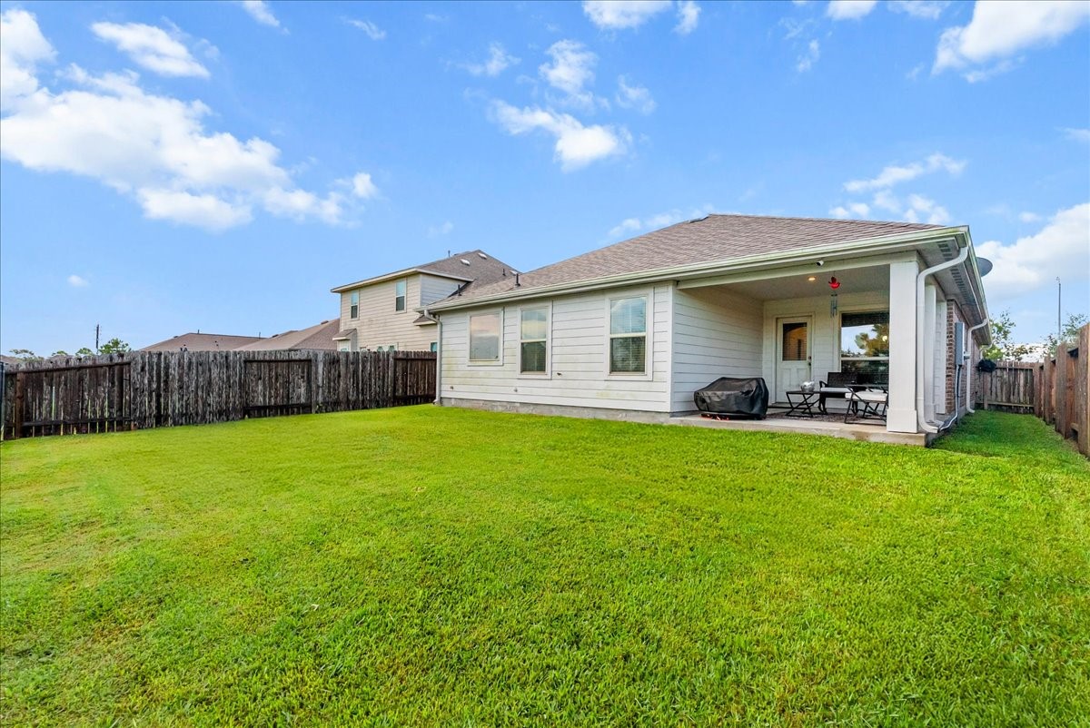 732 Cedar Gate Lane, La Marque, TX 77568