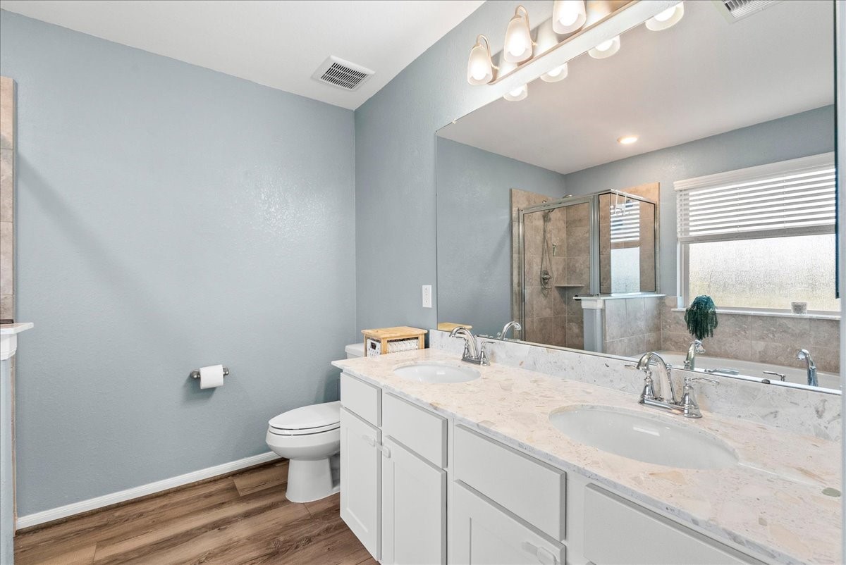 732 Cedar Gate Lane, La Marque, TX 77568