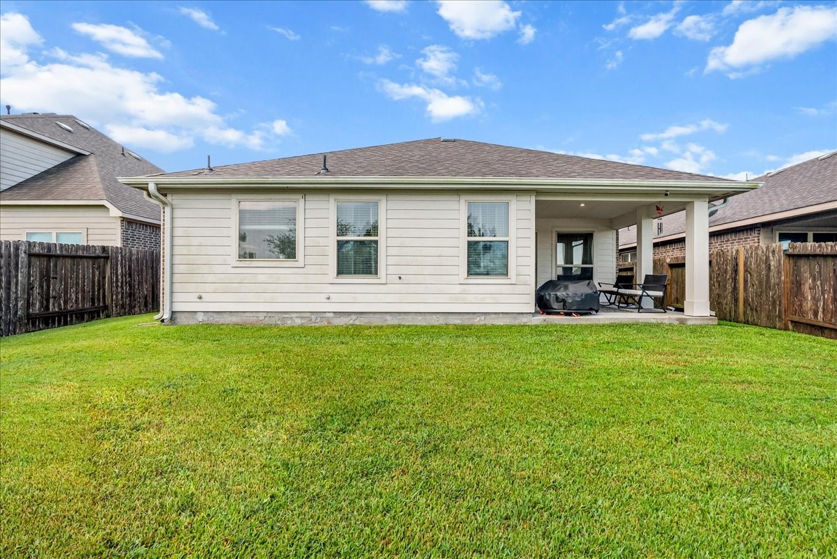 732 Cedar Gate Lane, La Marque, TX 77568