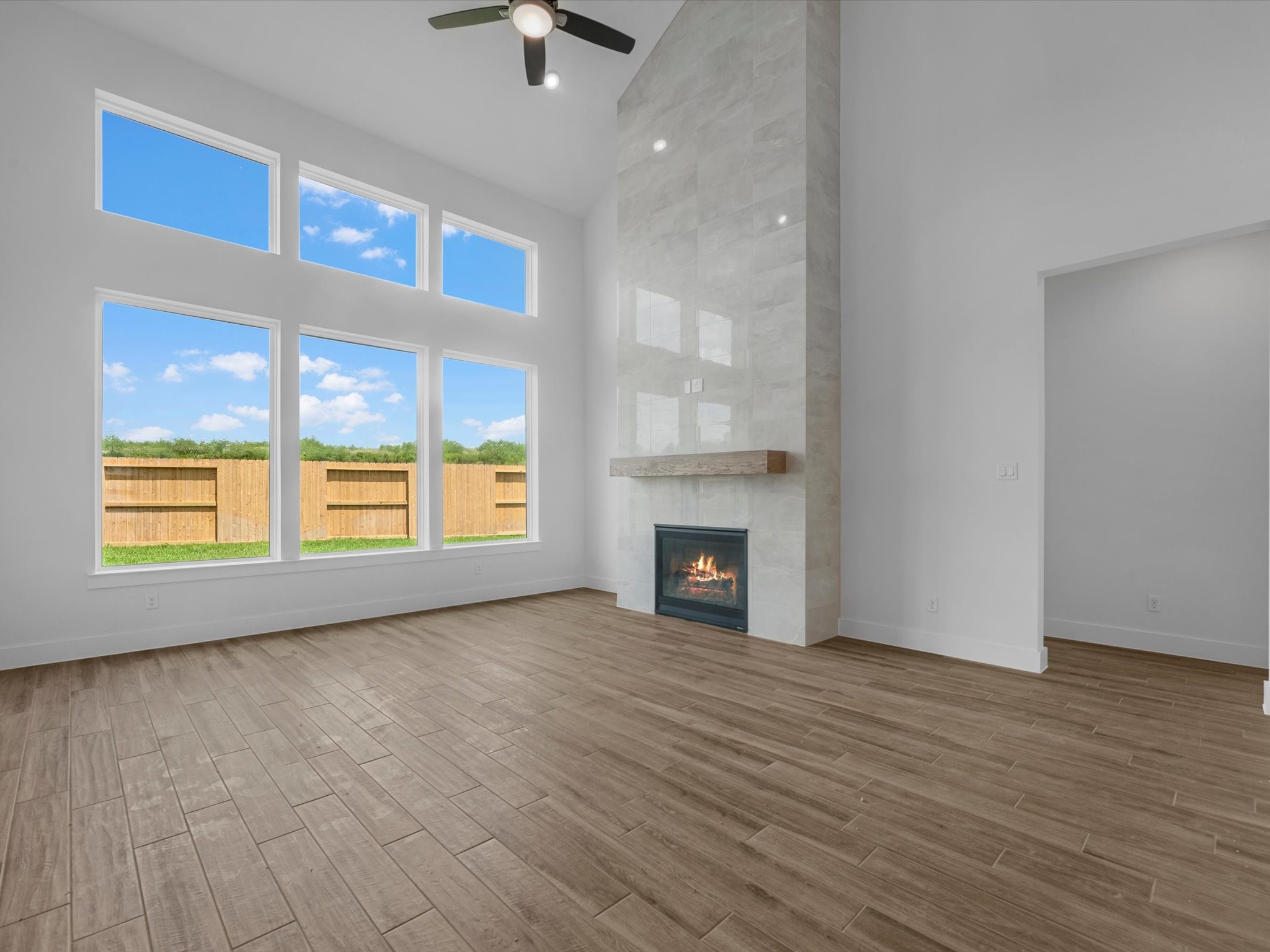 2718 Crown Ridge Drive, Missouri City, TX 77459