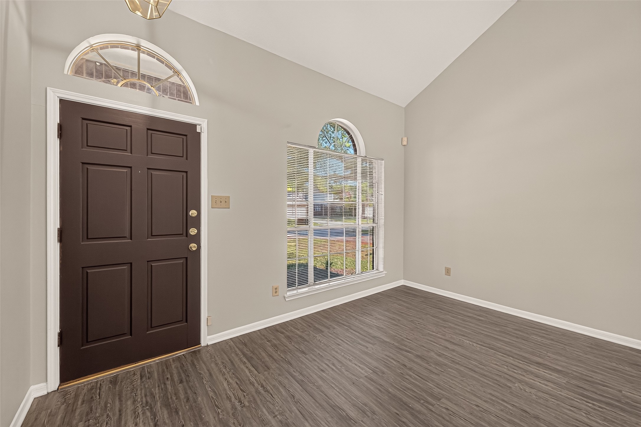 18831 Appletree Hill Lane, Houston, TX 77084 18831 Appletree Hill Lane, Houston, TX 77084