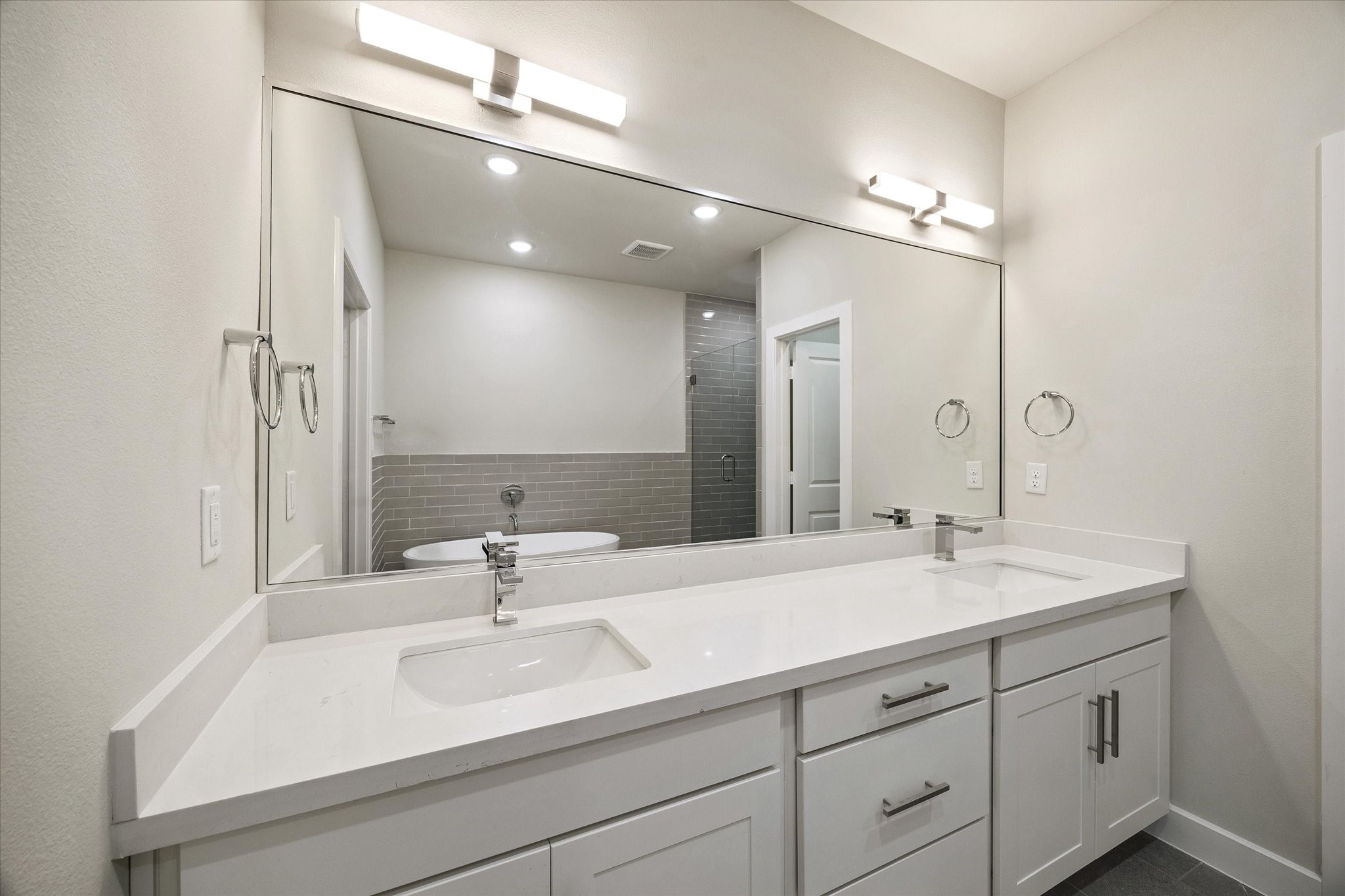 Representative photo showing the communitys model home primary bathroom. Layout and selections may vary.