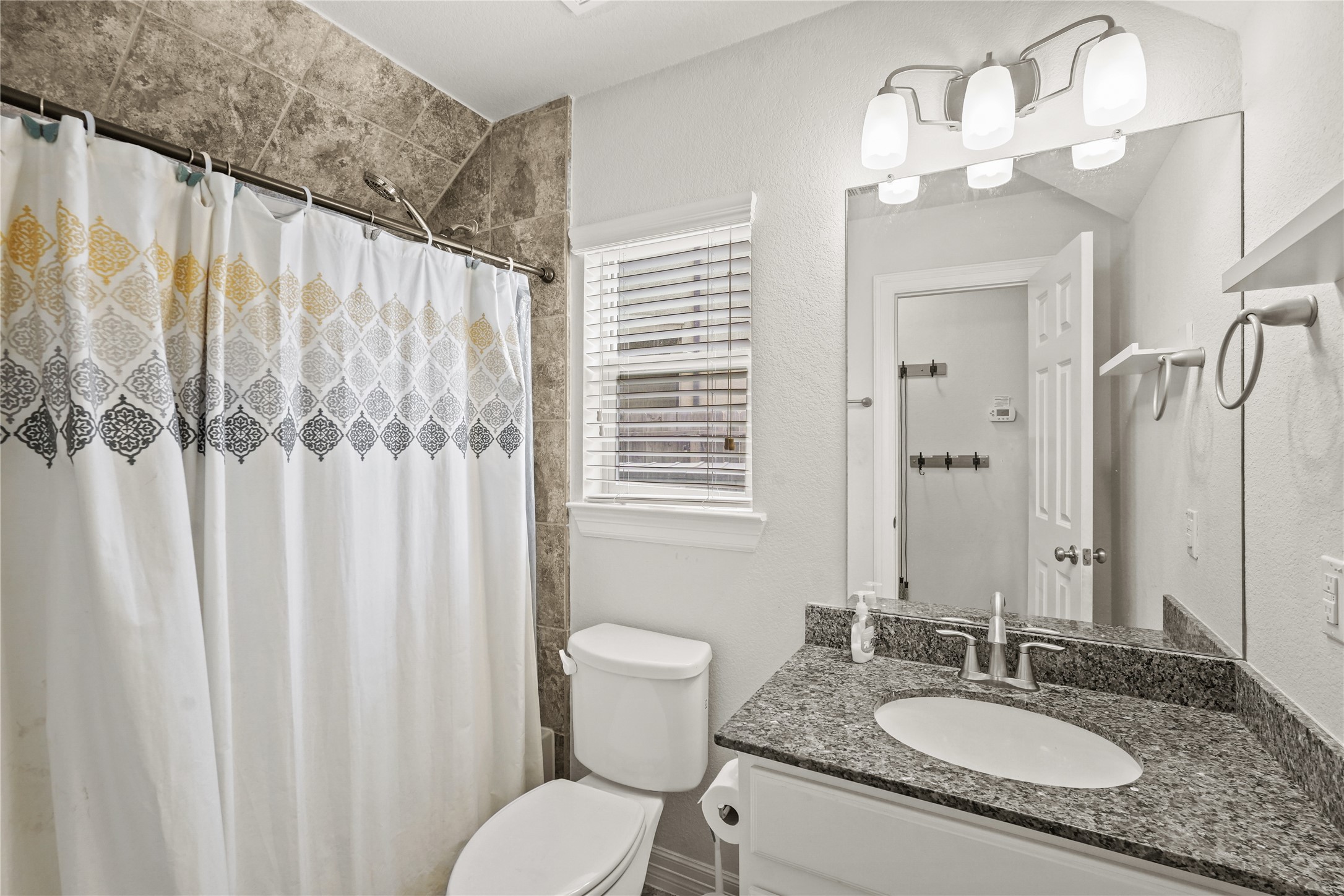 10020 Spring Shadows Park Circle, Houston, TX 77080