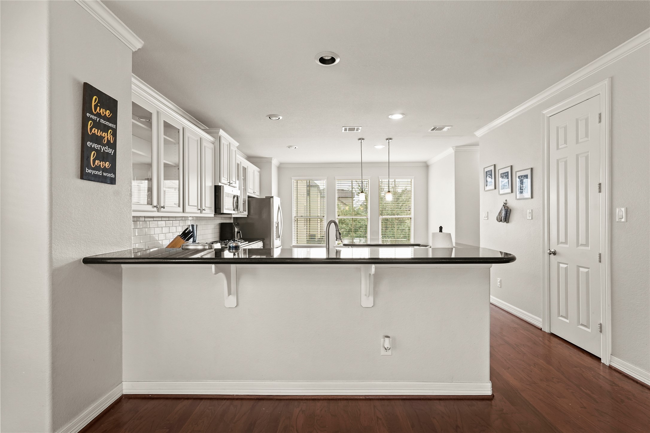10020 Spring Shadows Park Circle, Houston, TX 77080