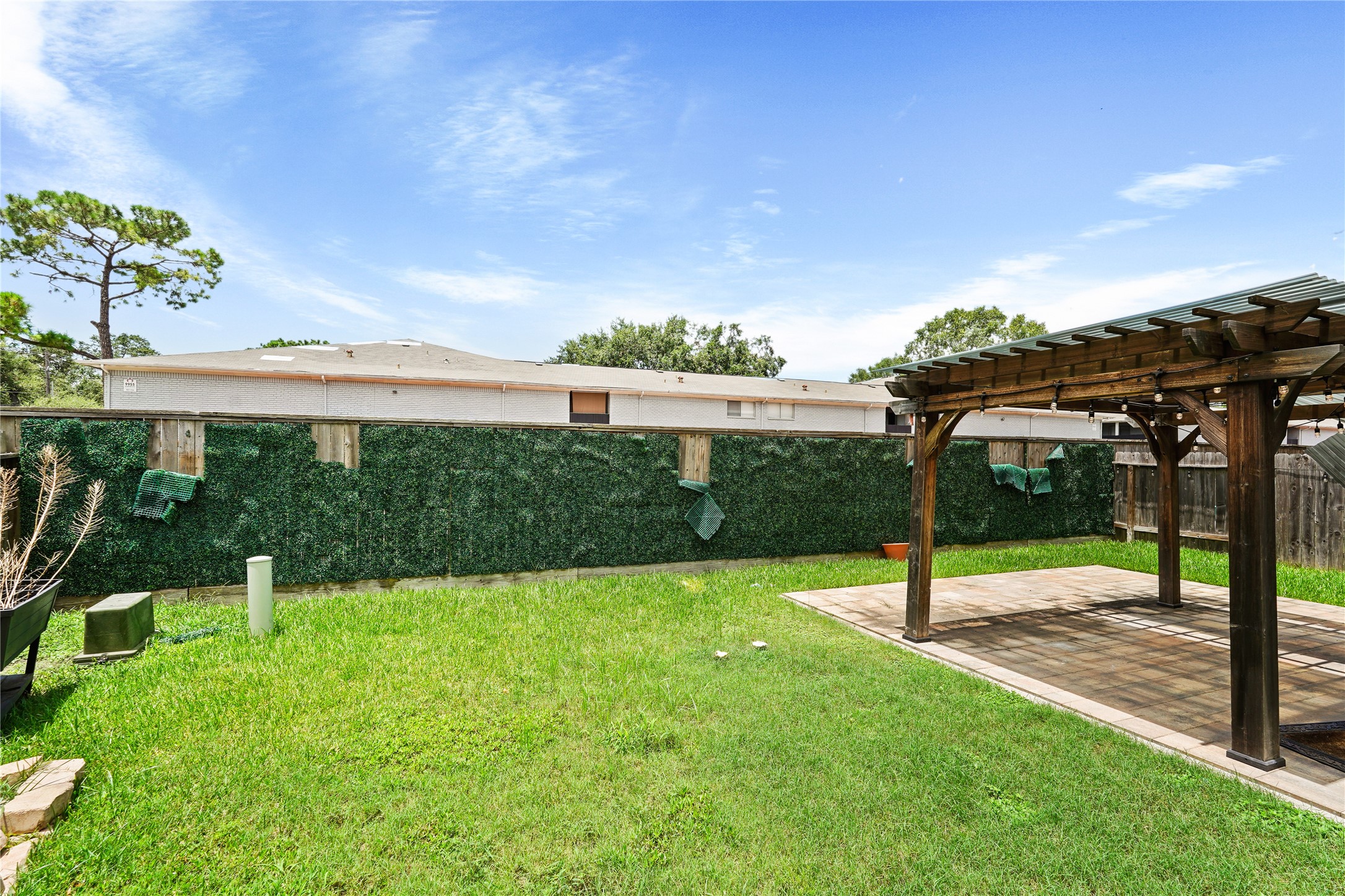 10020 Spring Shadows Park Circle, Houston, TX 77080