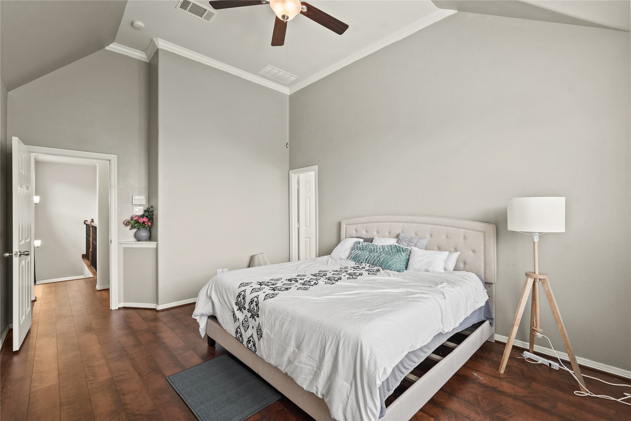10020 Spring Shadows Park Circle, Houston, TX 77080