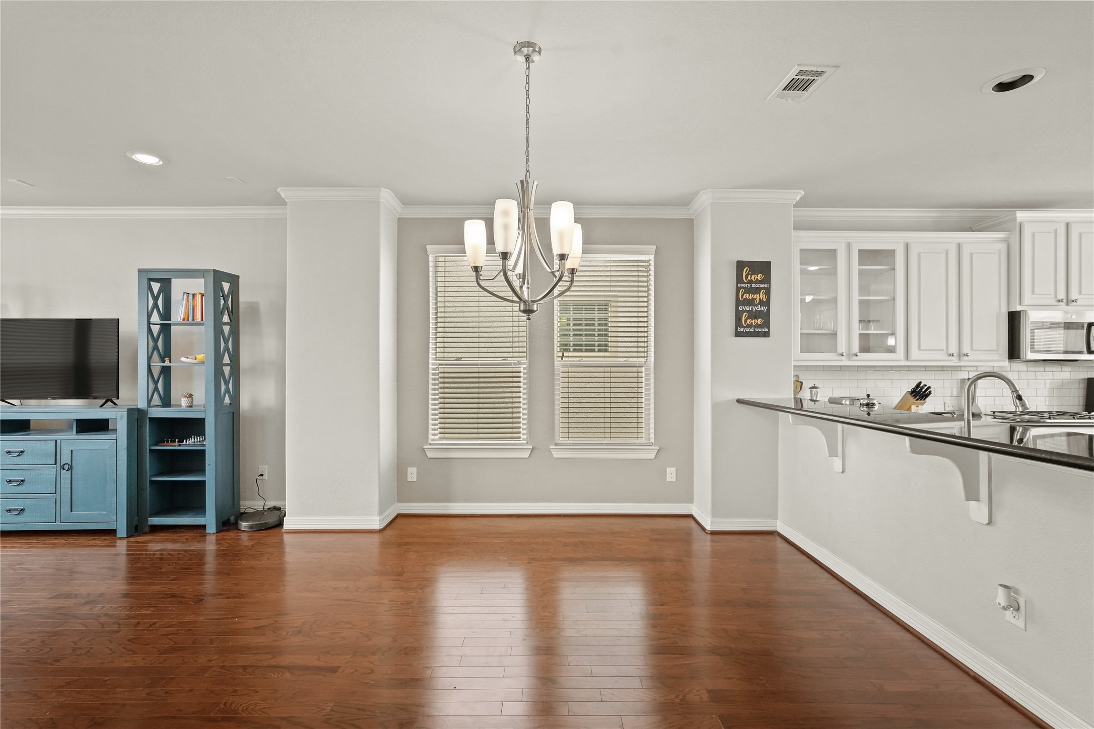 10020 Spring Shadows Park Circle, Houston, TX 77080