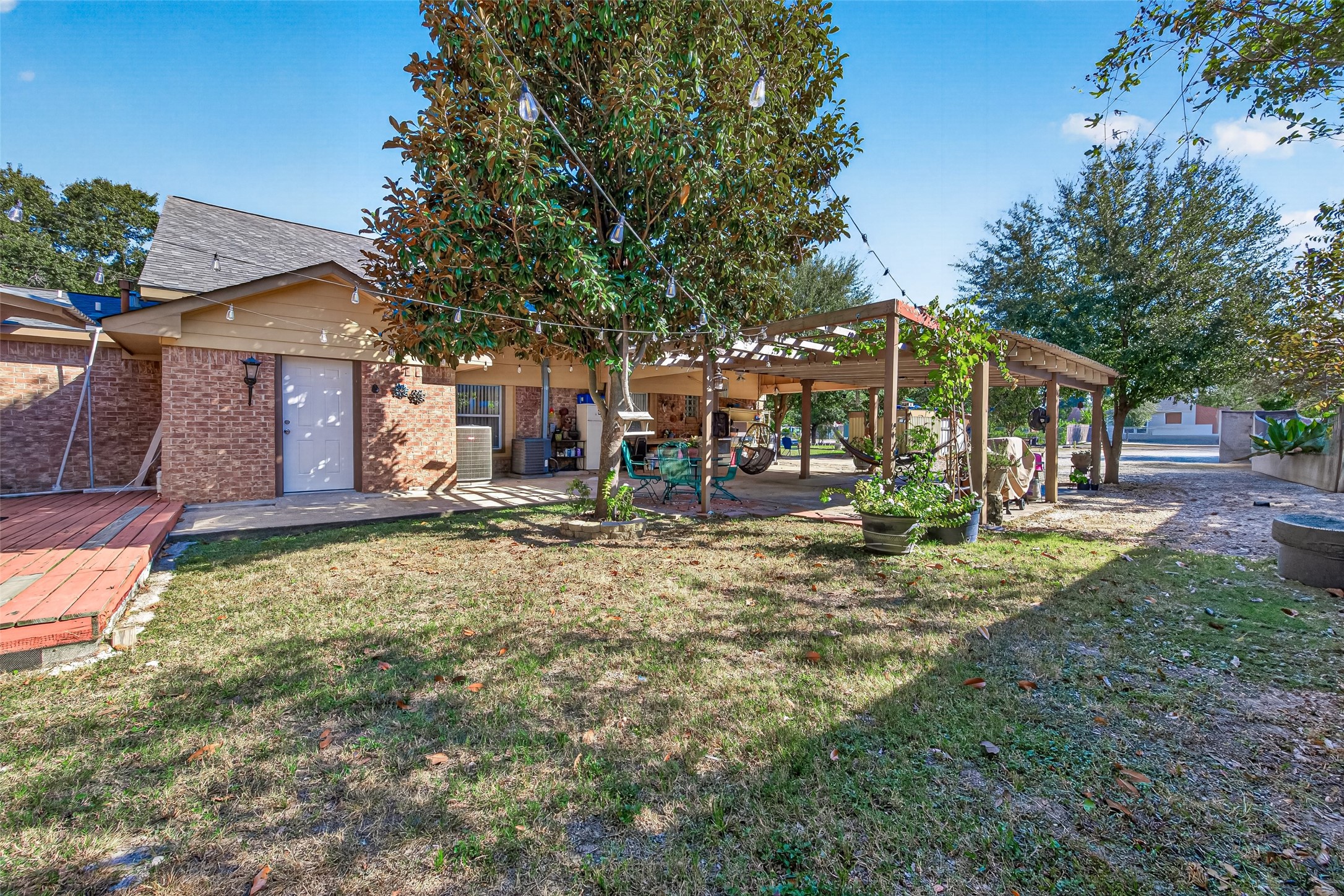 815 Davidson Street, Houston, TX 77091
