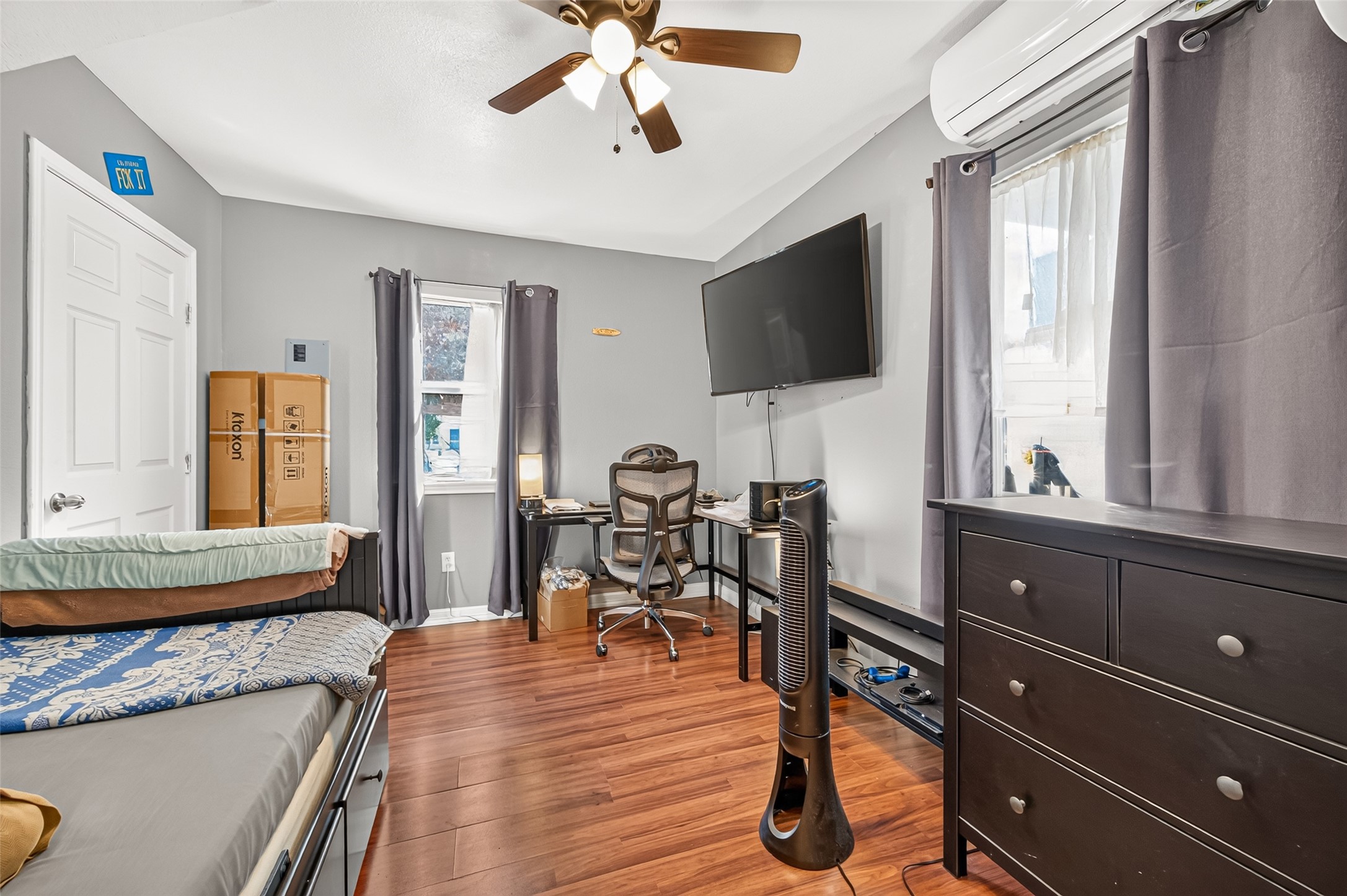 815 Davidson Street, Houston, TX 77091