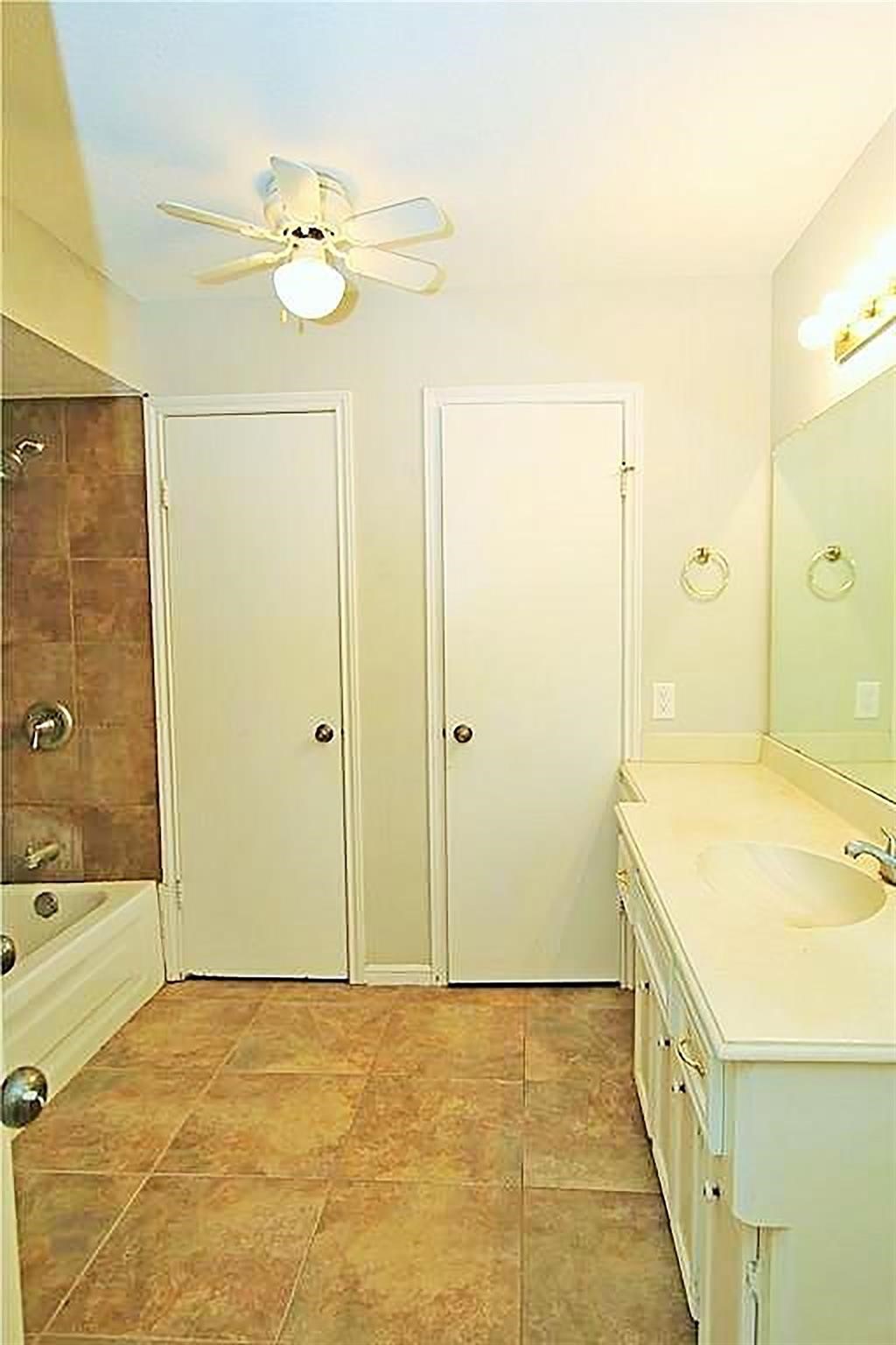 15114 Rolling Oaks Drive, Houston, TX 77070