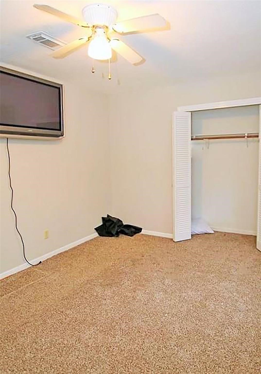 15114 Rolling Oaks Drive, Houston, TX 77070