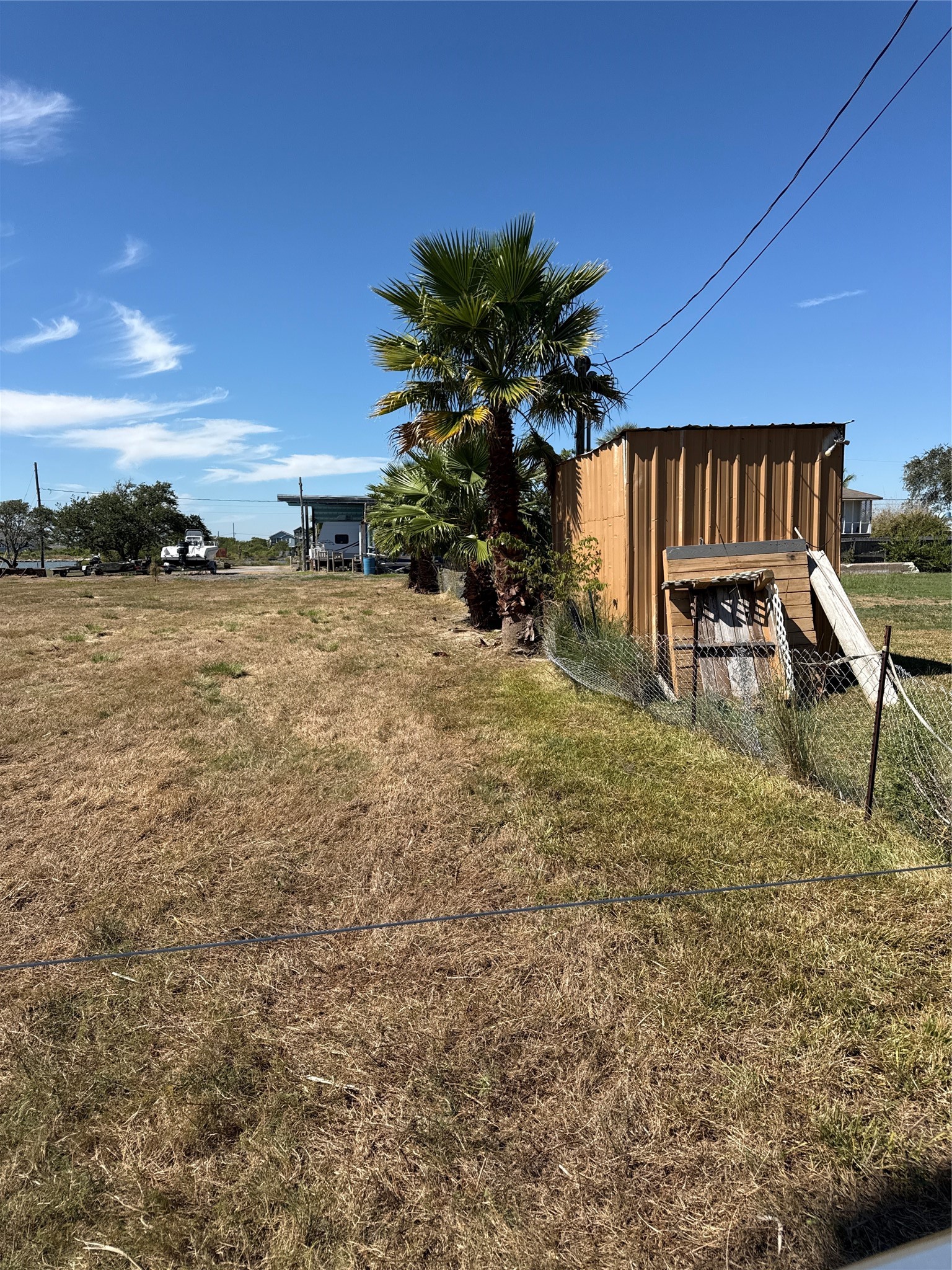 25ft x 134ft deep lot