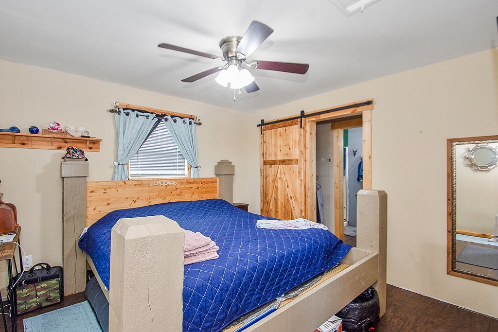 727 18th Street, Dickinson, TX 77539