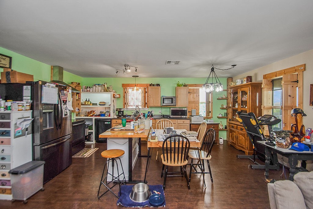 727 18th Street, Dickinson, TX 77539