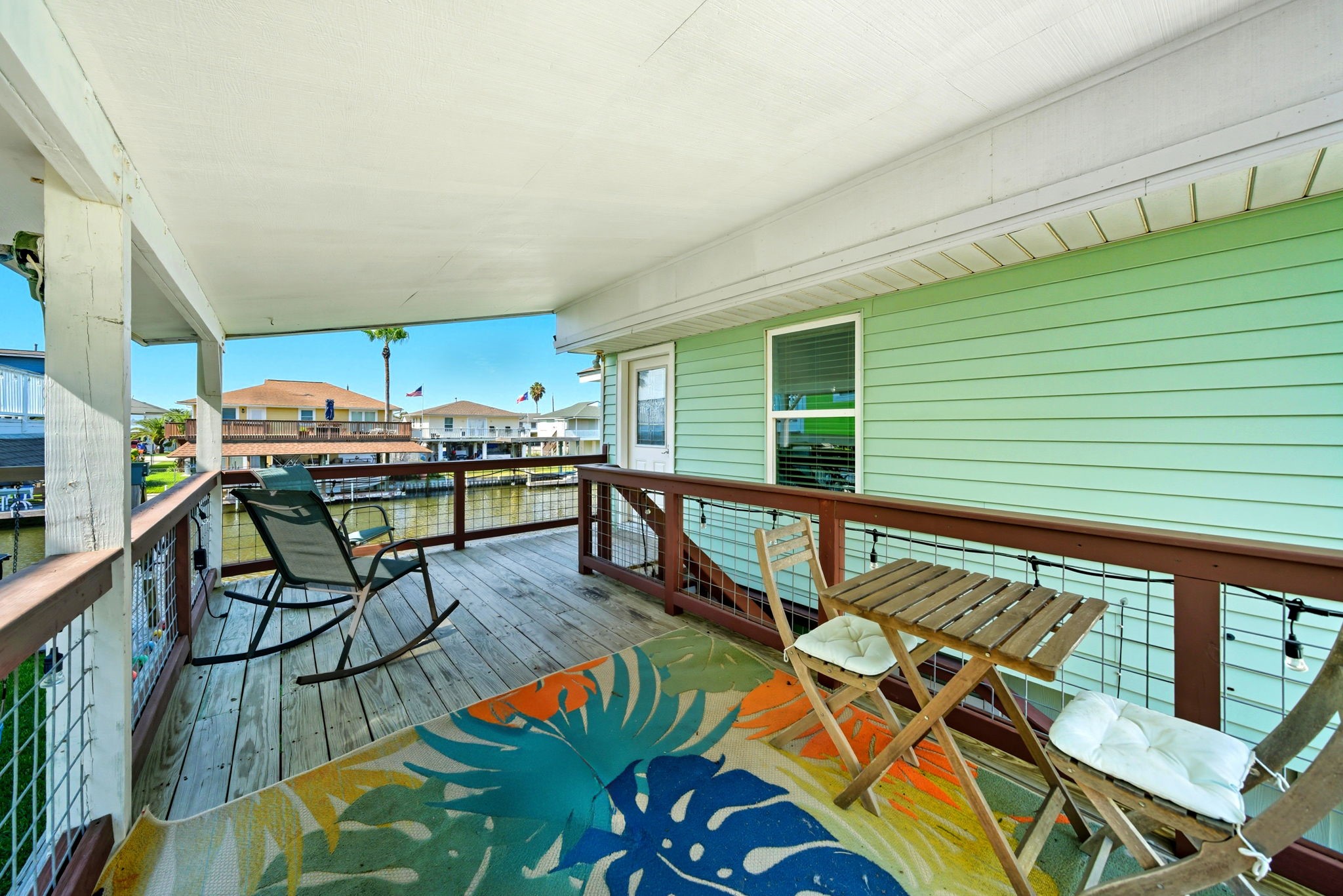 439 Pompano Street, Bayou Vista, TX 77563