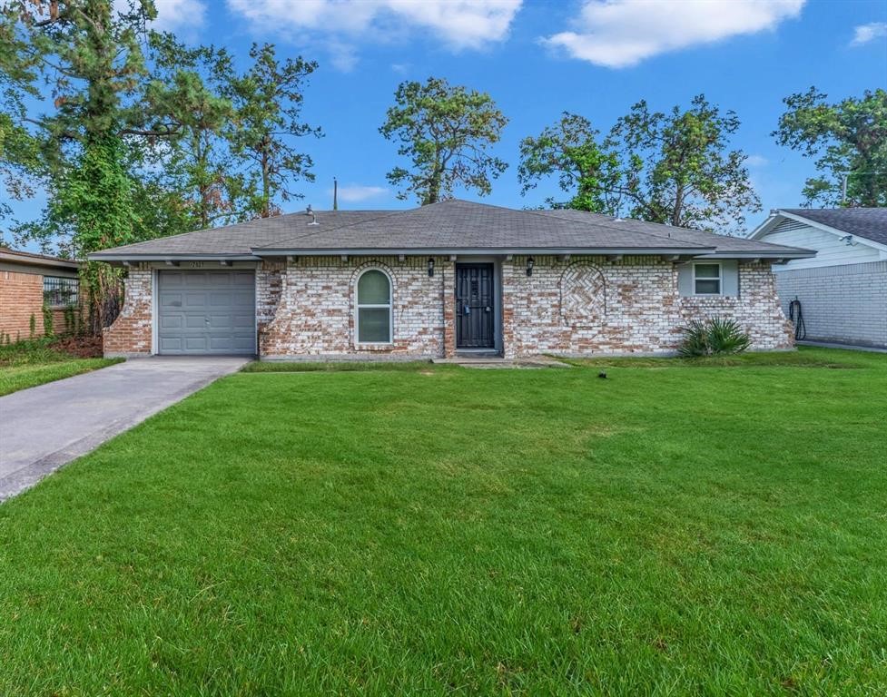 7621 Parker Road, Houston, TX 77016 7621 Parker Road, Houston, TX 77016